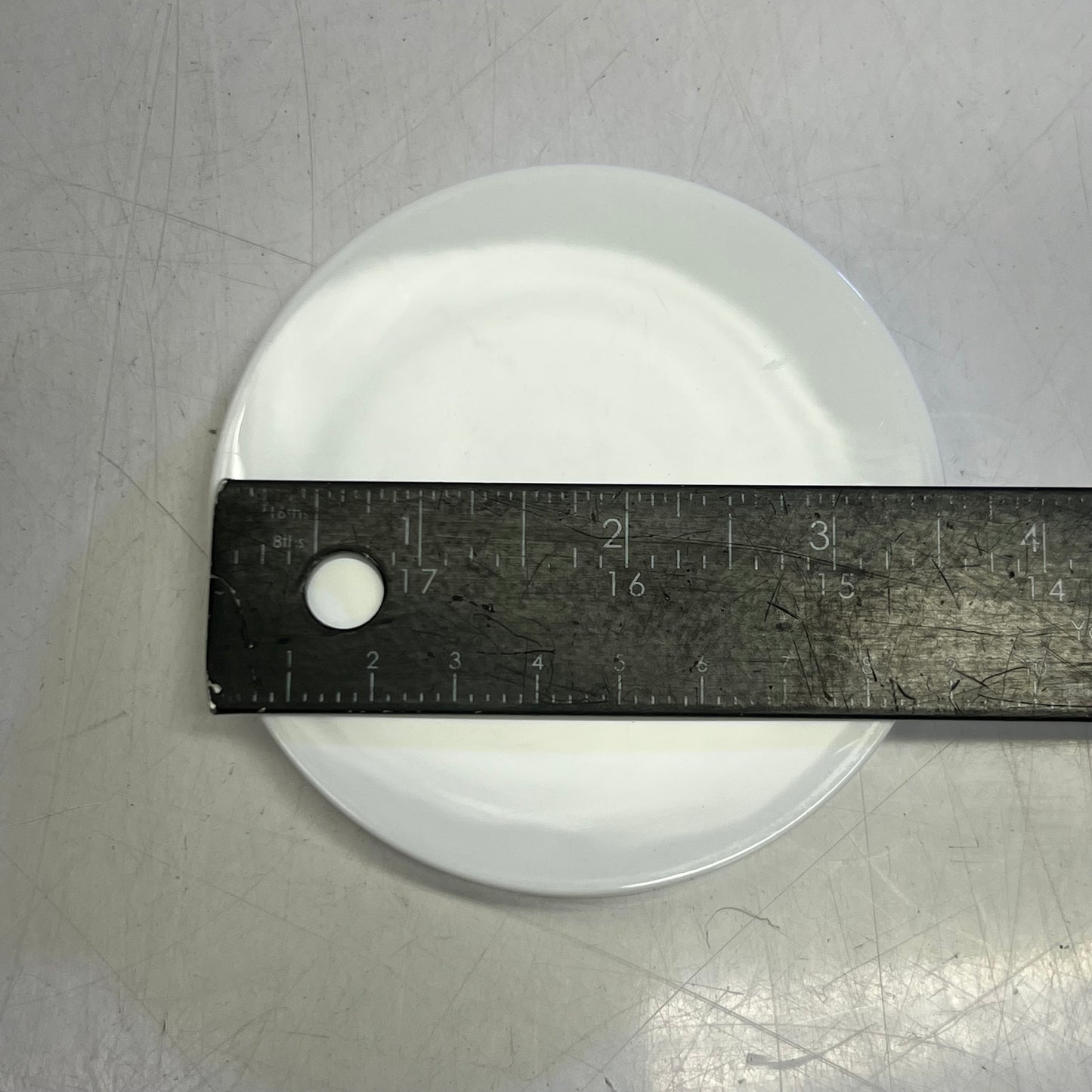 ZA@ OMEGA (420 PACK) Plastic Caps 3.5"D White