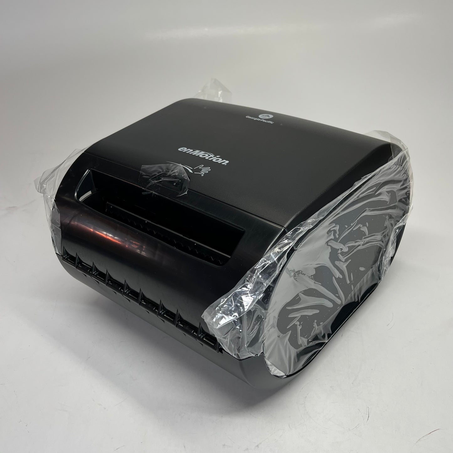 ENMOTION Impulse Automated Touchless Paper Towel Dispenser 8" 1 Roll 59498A