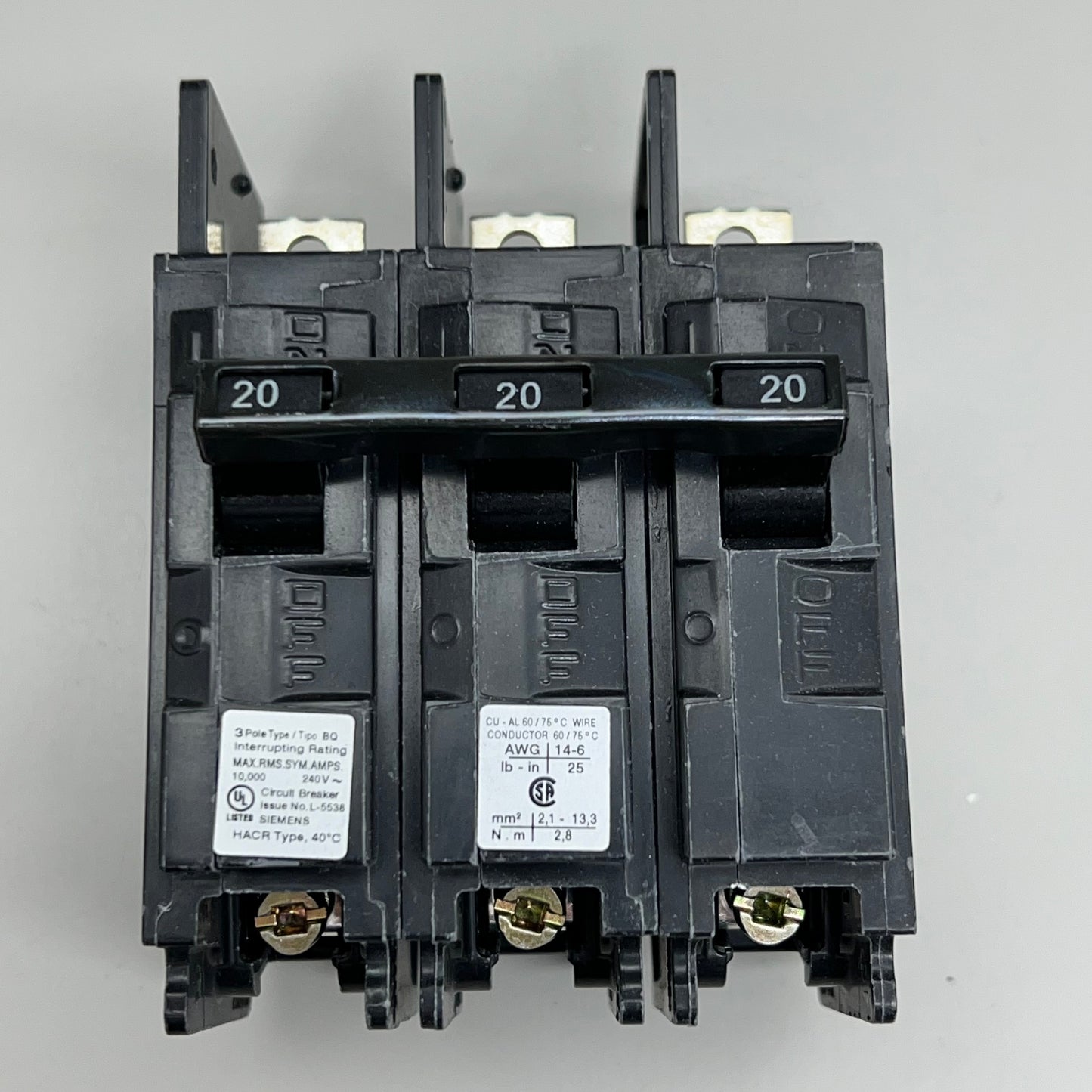 SIEMENS 20Amp Circuit Breaker Bolt-On 3 Pole 240 Volt BQ3B020