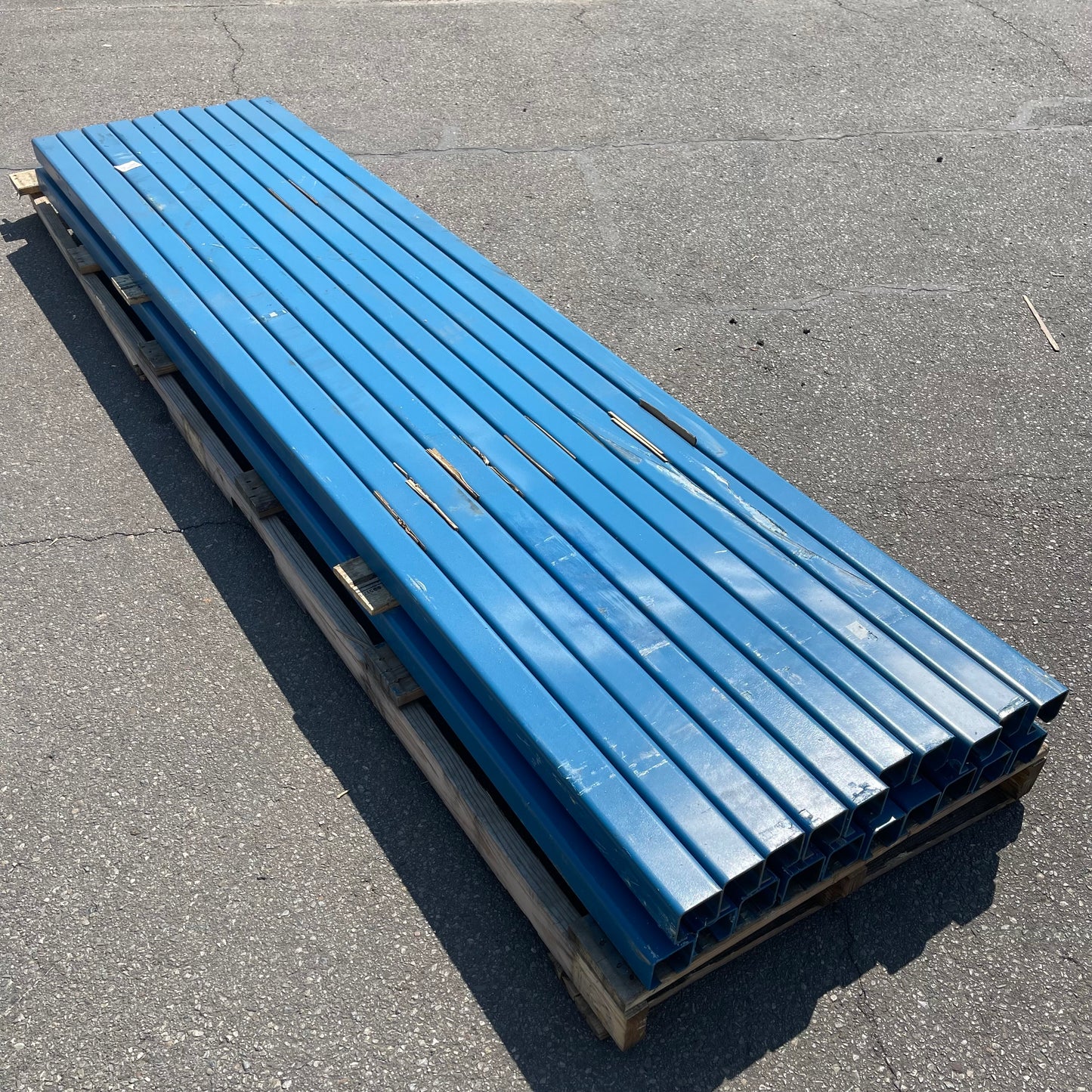 UNIBILT Enclosed Track Conveyor Components 10'x3"x2.5" Blue