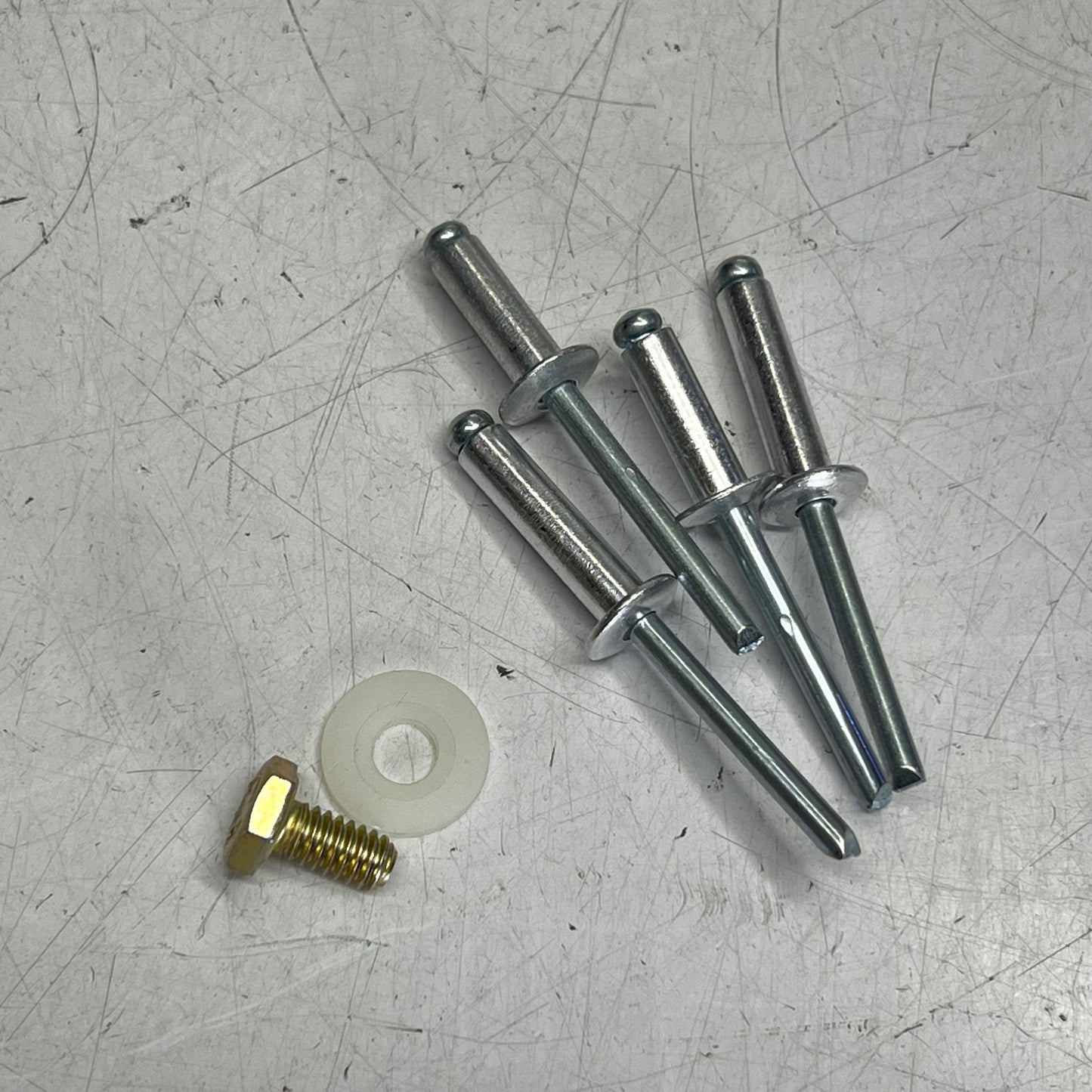 MAXON Genuine Oem Platform Stow Indicator Flag Kit 212478-01