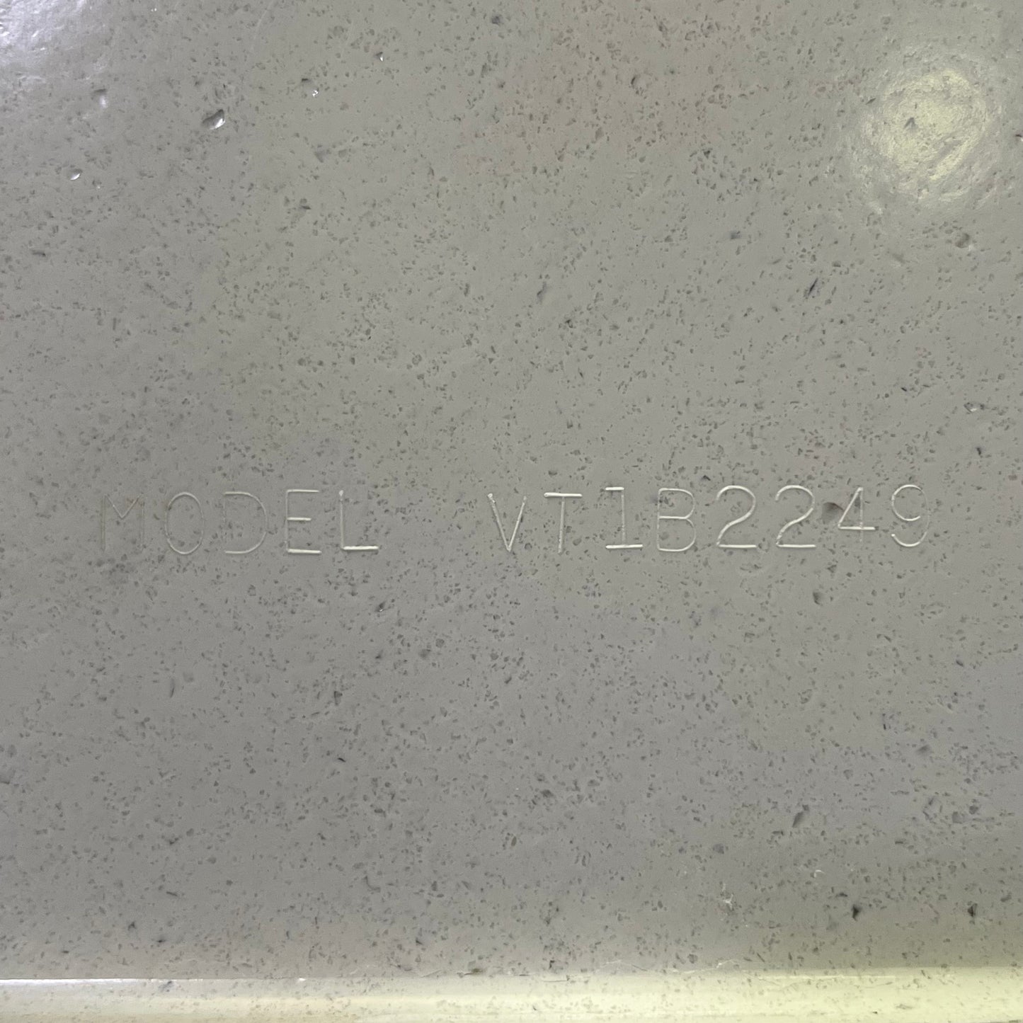 SWANSTONE Vanity Top Bir 21.5"W x 49"L White VT02249