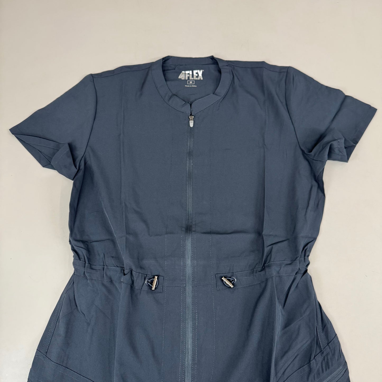 GREEN TOWN 4 Flex Scrubs Jumpsuit Cinch In Waist Women's Sz M Pewter GFX-023AST