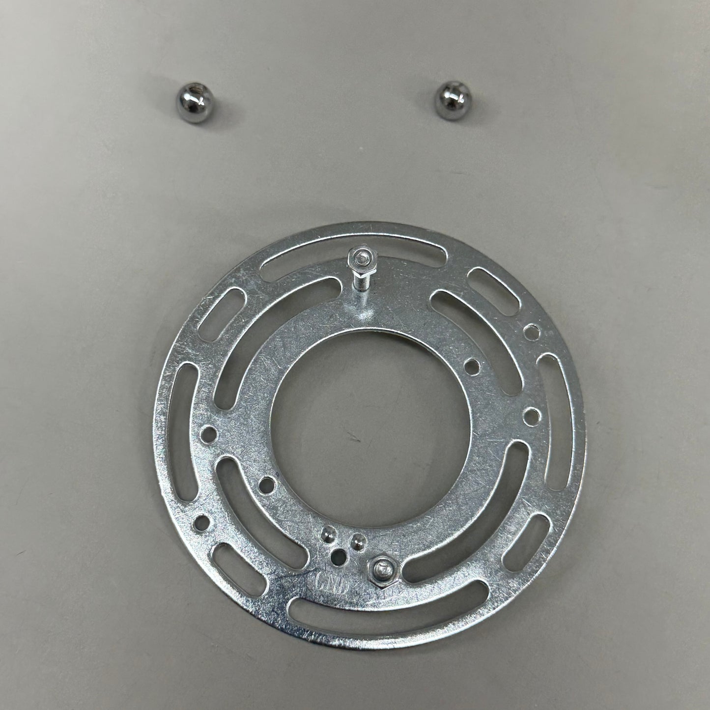 TRANS GLOBE 4-Light Glass Shaded Drum Vanity Bar 31.25"x7.5"x 6" Black 70524 (New Other- Slightly Distressed Packaging)