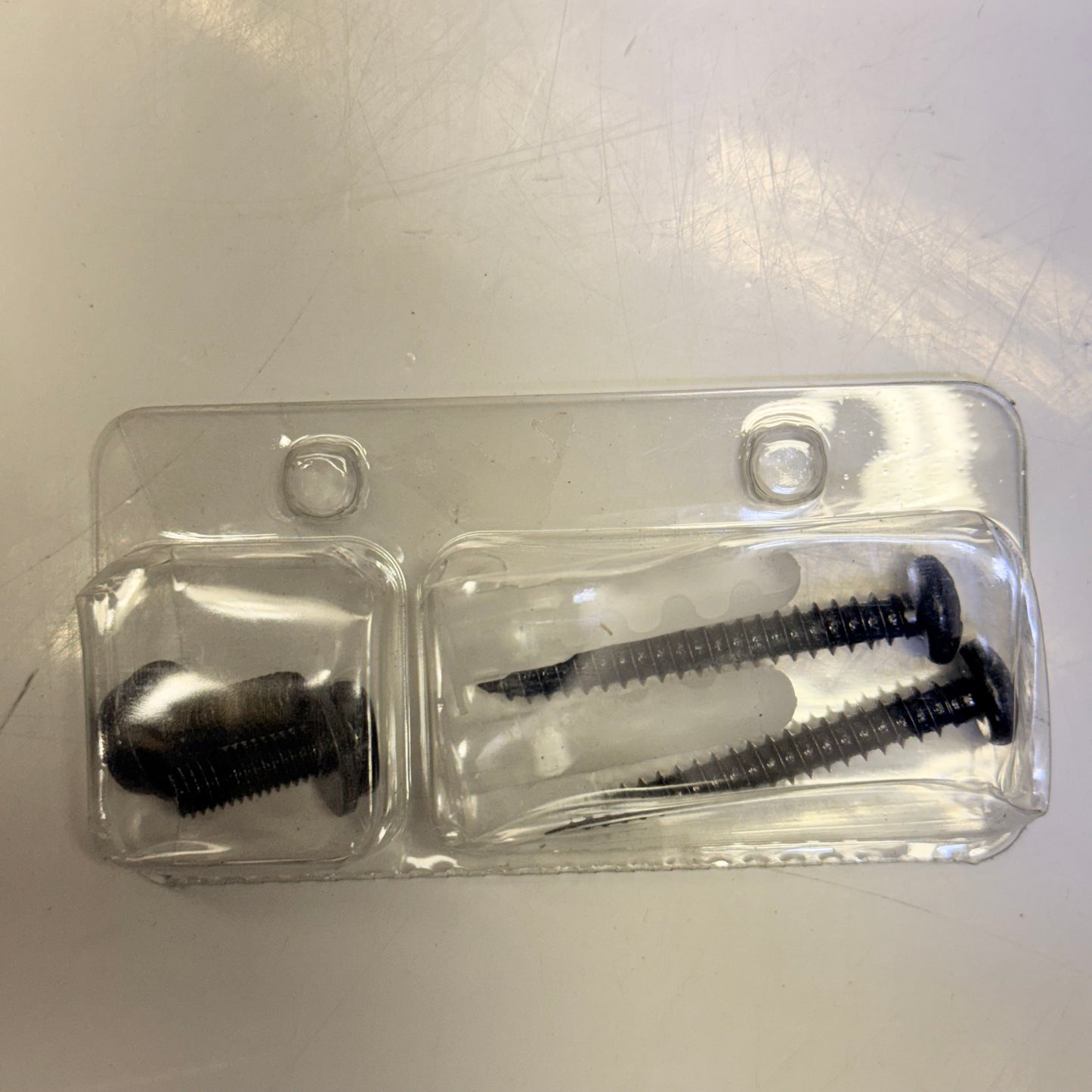 ZA@ BOSE Solo Soundbar Series II W/remote, Power Cord, Wall Bracket Black (AS-IS)