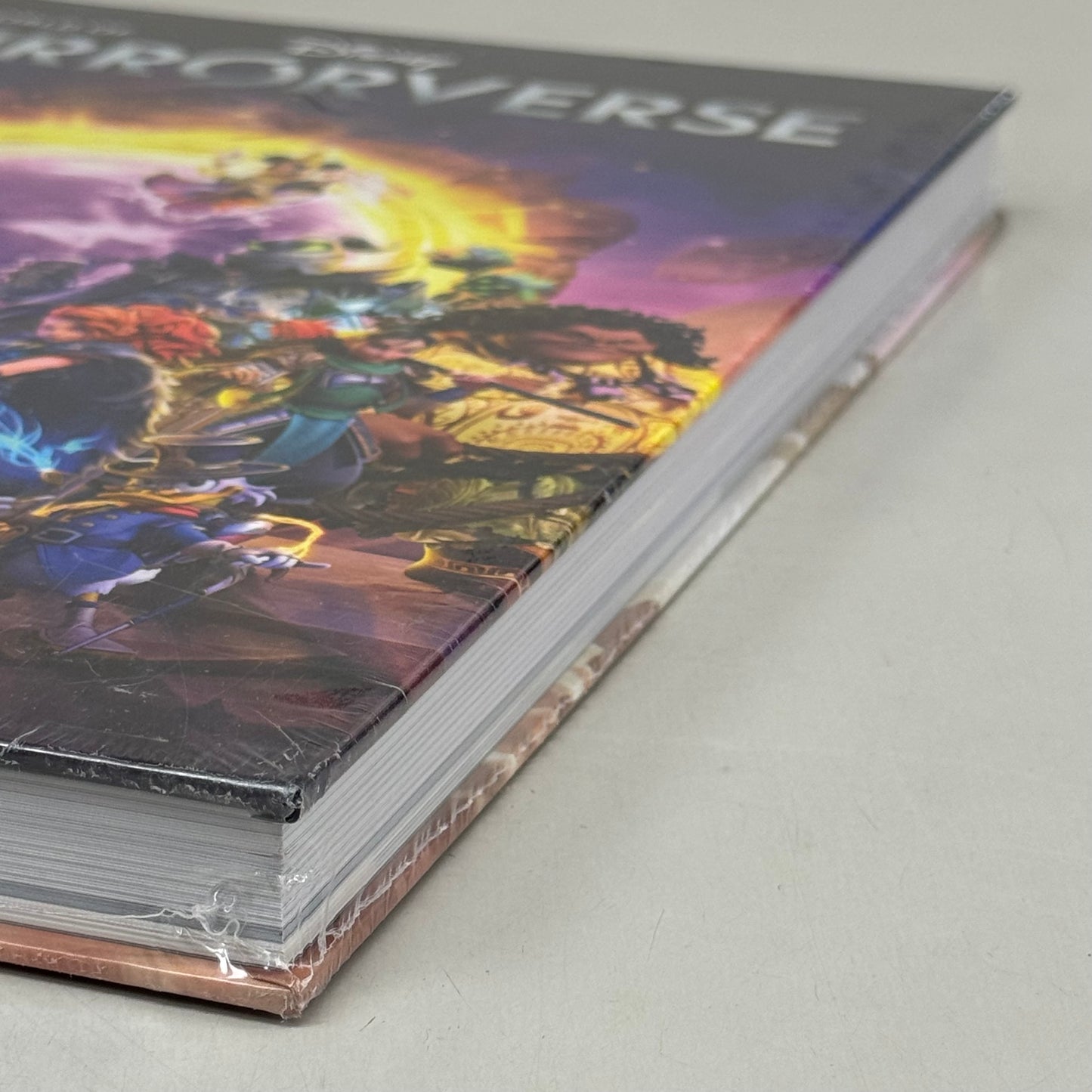 DARK HORSE The World Of Disney Mirrorverse 248 Pages