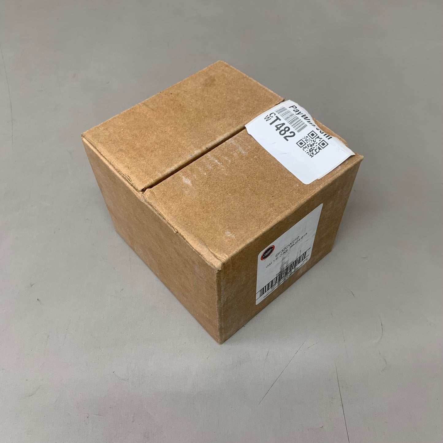 OEM FACTORY AUTHORIZED Furnace Gas Valve Replacement Part 7"x7"x3" Grey/Black EF32CW210