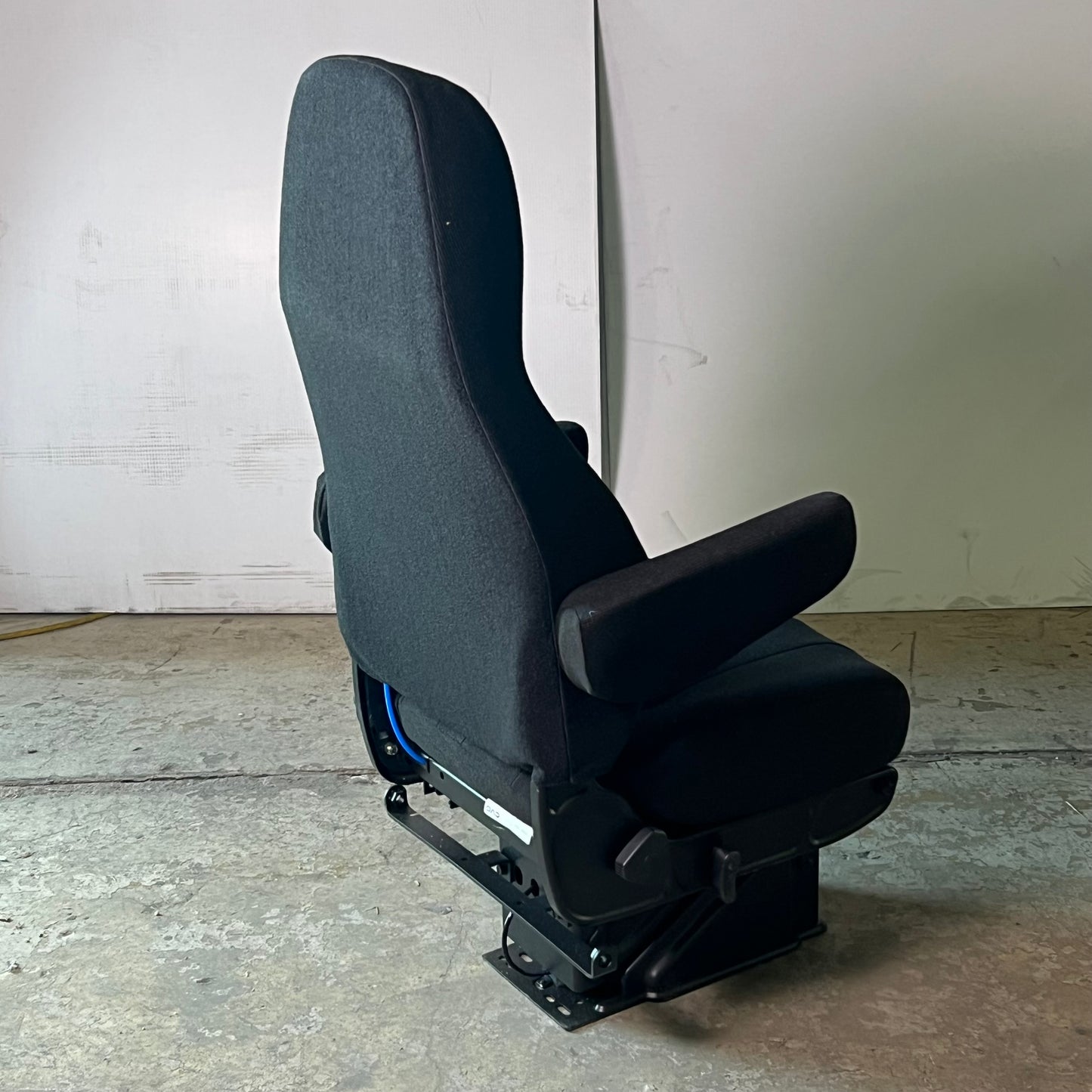 NATIONAL SEATING Captain Seat High Back Black Mordura 50764.365 (Distressed Box)