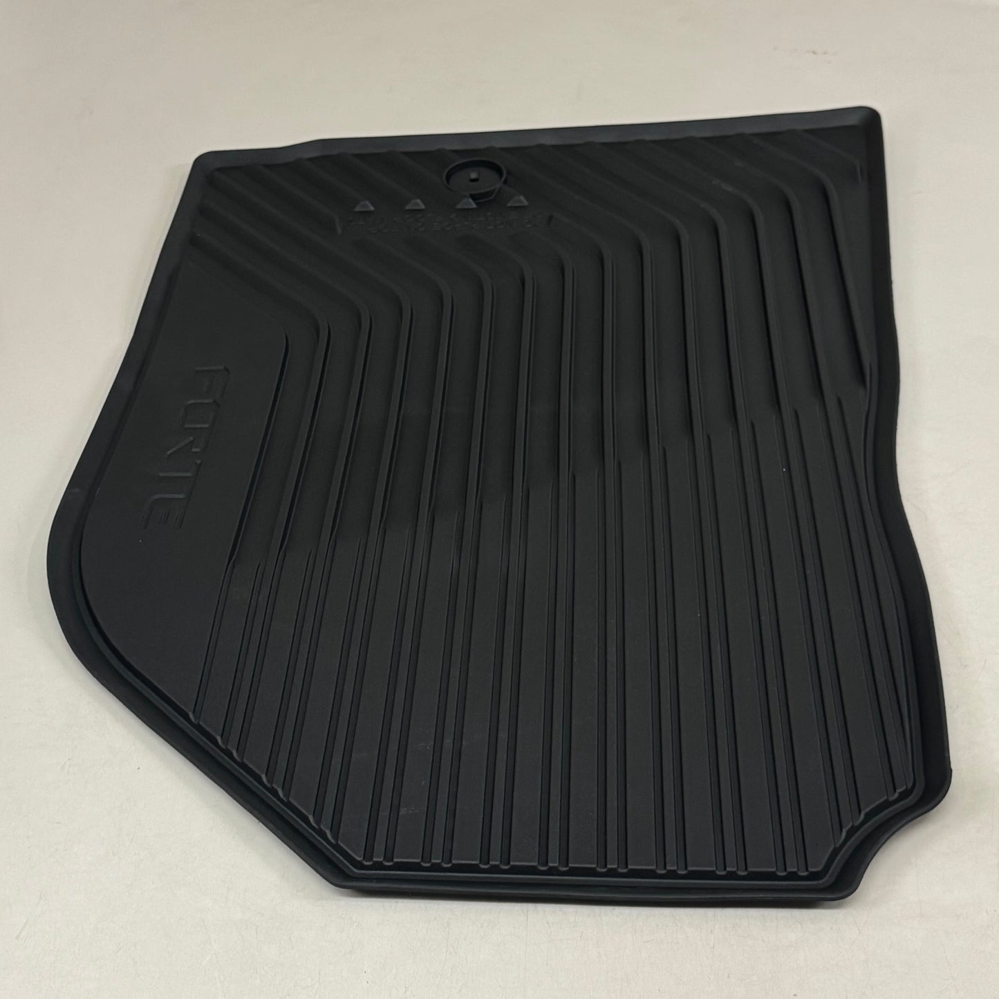 KIA (4 Piece) All Weather Floor Mats Complete Set for Forte 2020-2024 Black M6F13AC000
