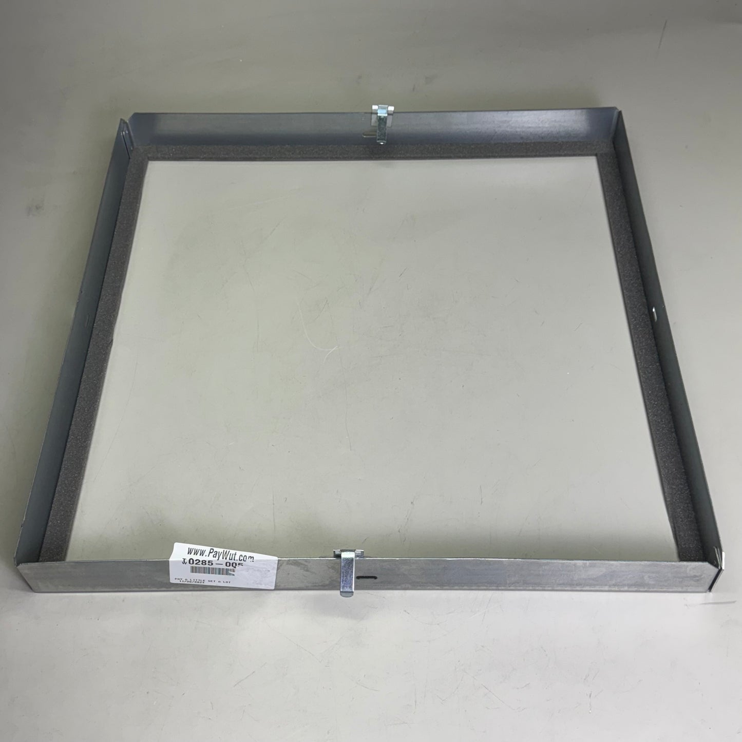 ZA@ Pallet of 13 Pcs Metal frame for roof Sz 24”x24”x2.8”H (New Other)