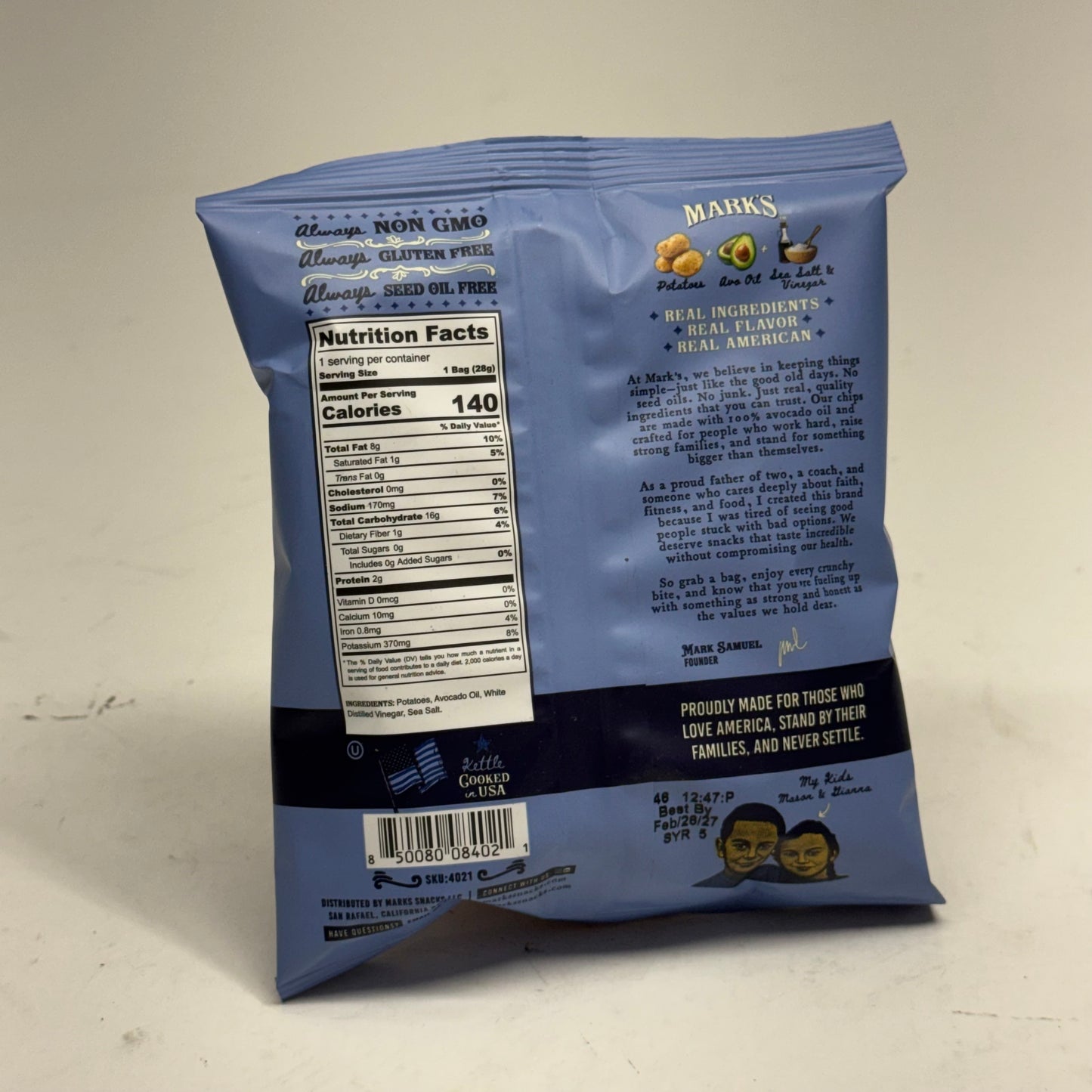 ZA@ MARK'S (24 PACK) Kettle Cooked Avocado Oil Potato Chips, Sea Salt & Vinegar 1 oz. BB 02/27 (New Other, Distressed Box)