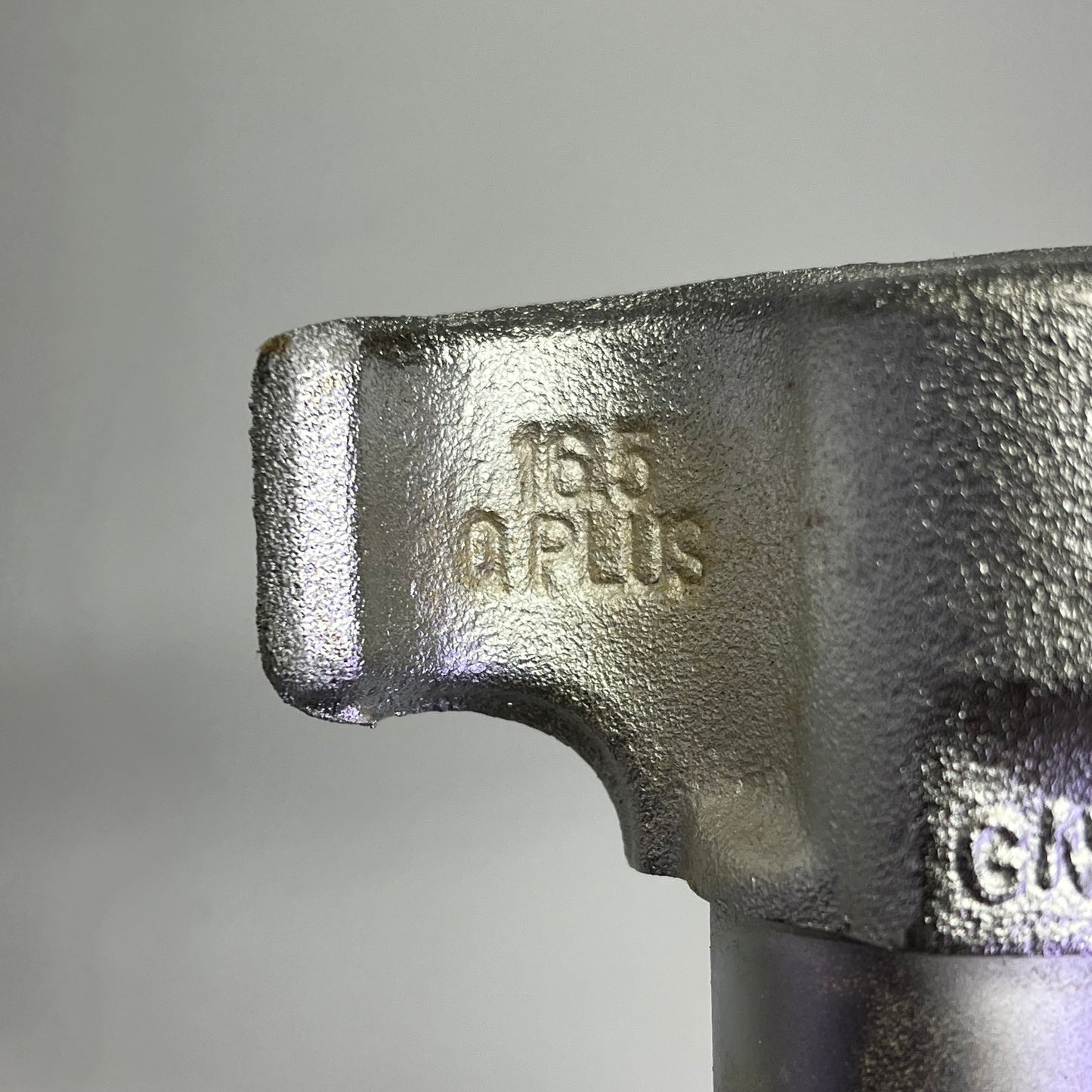 MERITOR GENUINE Gillig Brake Camshaft RH For Bus Silver 2210Y8397