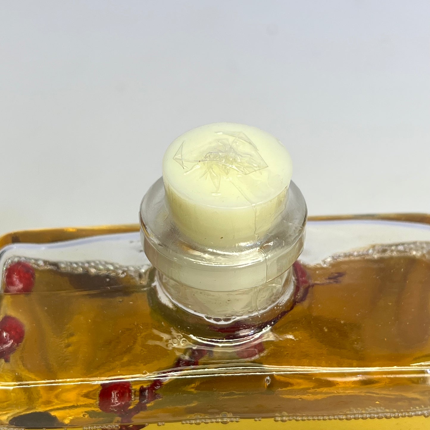 ANDALUCA Apple Cinnamon Reed Diffuser Botanical Fragrance 7.5 fl oz  Amber