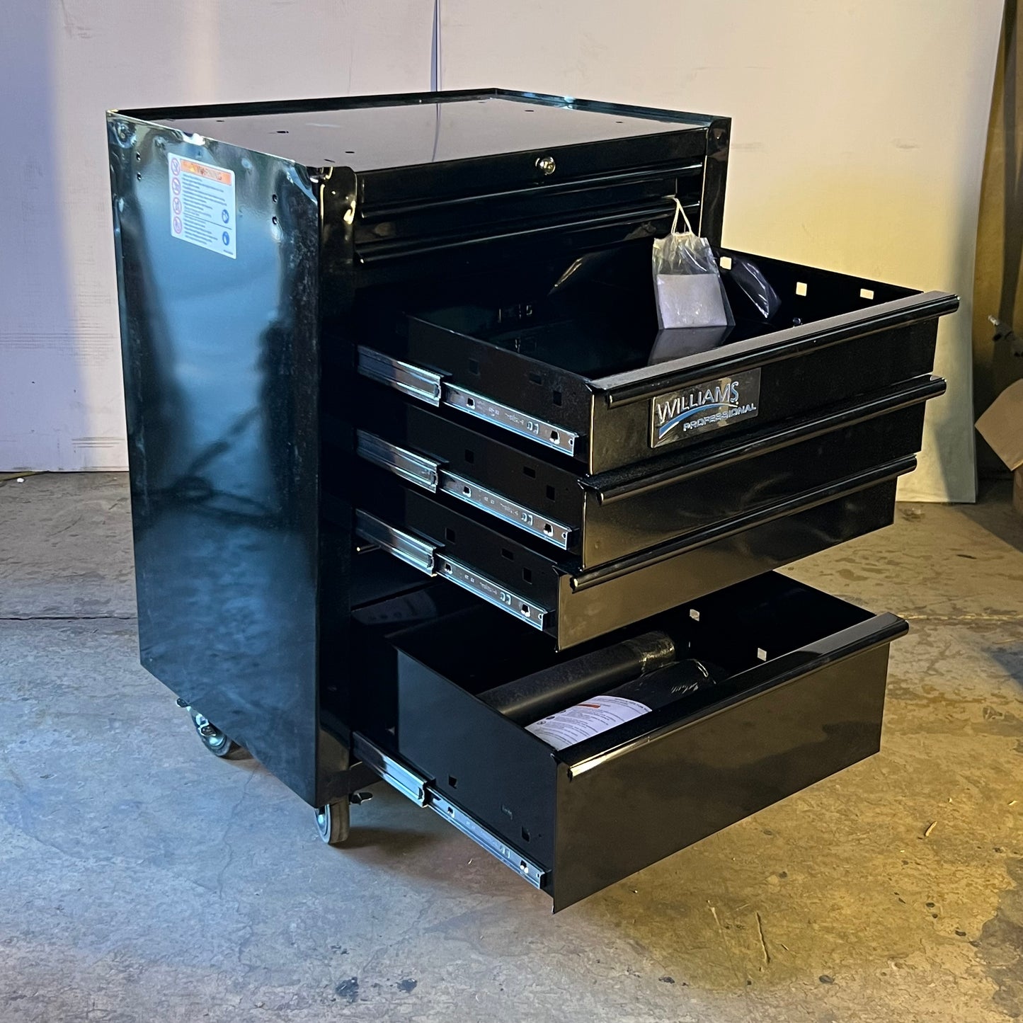 ZA@ WILLIAMS 26" 7 Drawer Roll Cabinet, Black 25" Black W26RC7B (New Other)