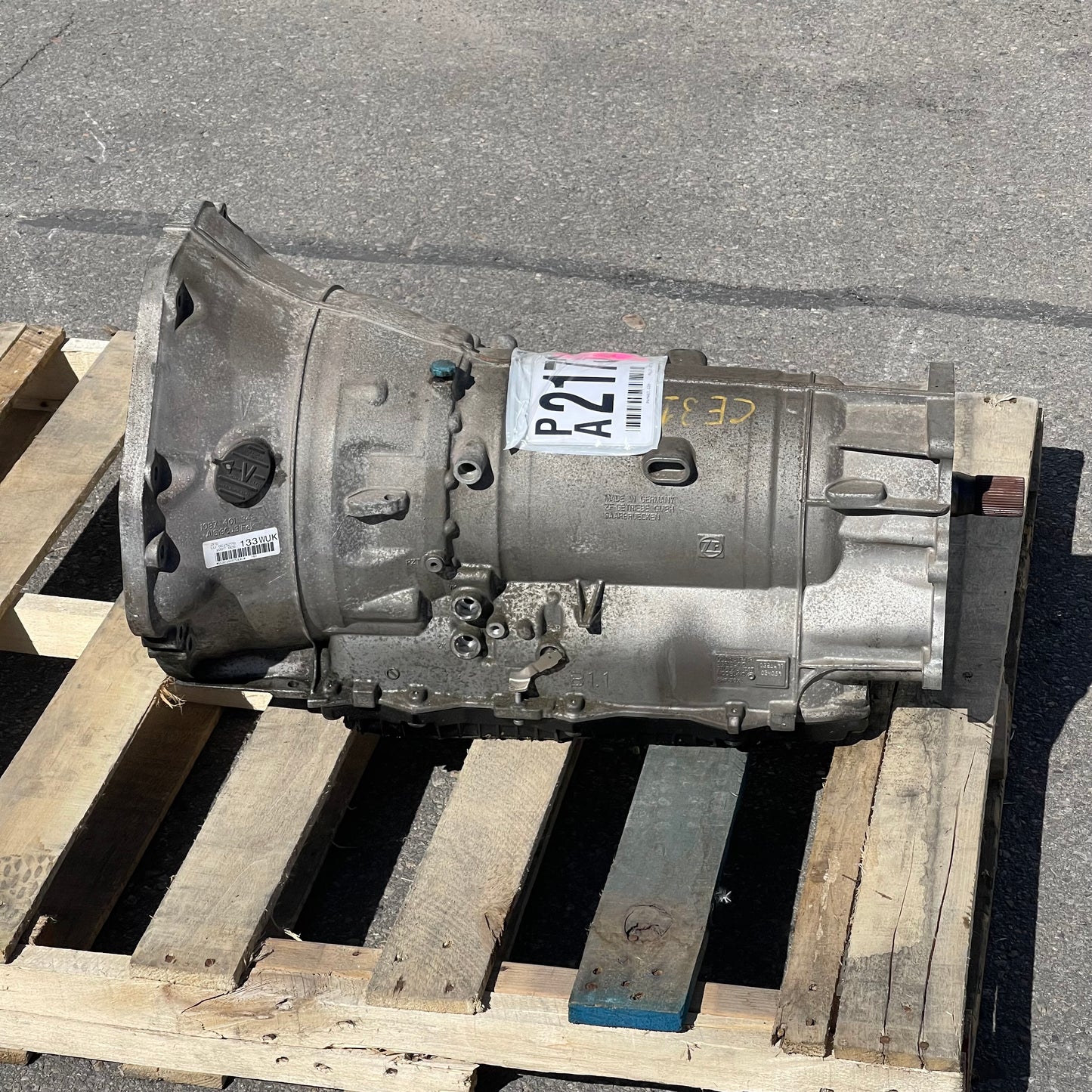 ZA@ Pallet of MIXED Automatic Transmission (for Bmw?) (AS-IS)