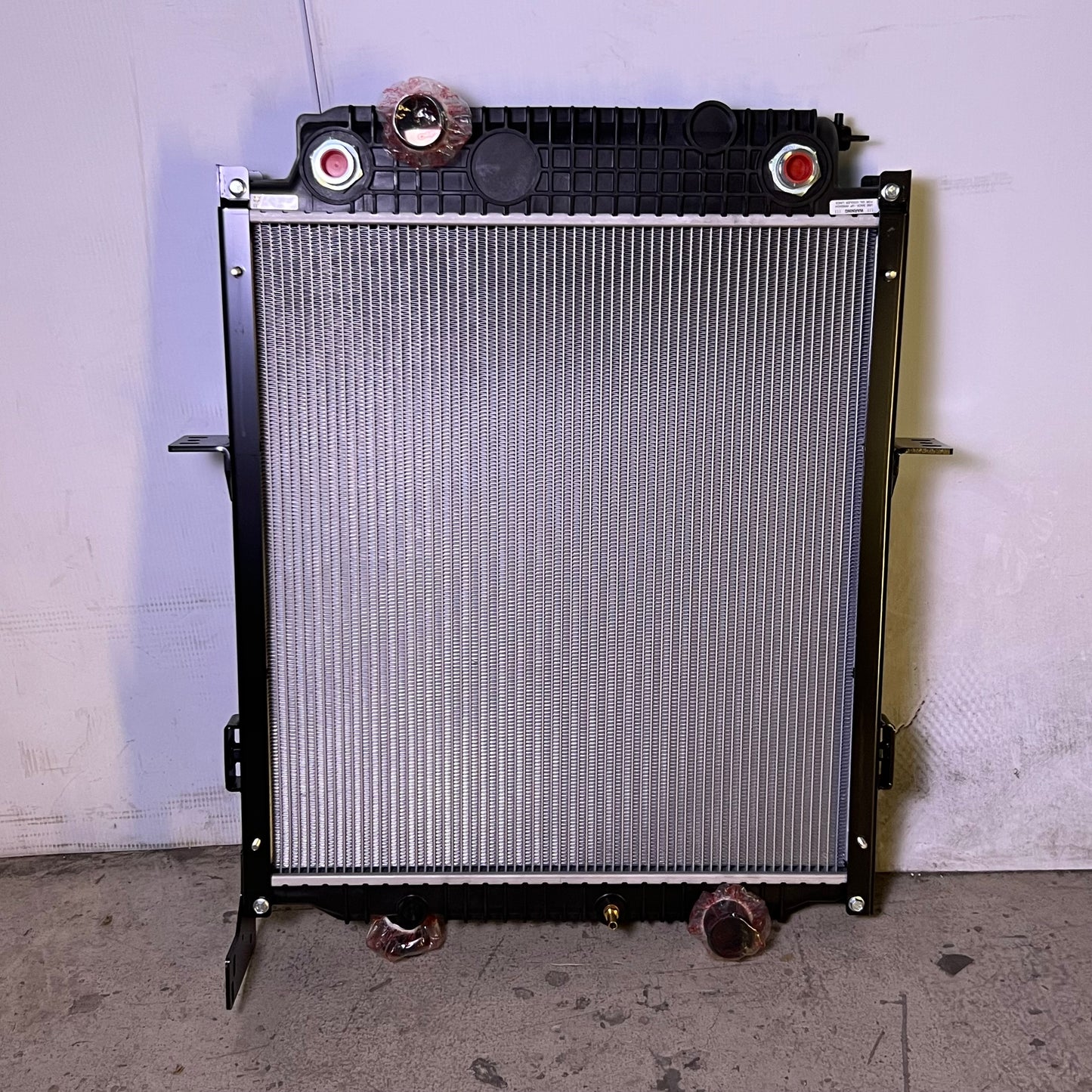 ZA@ Radiator Assembly 1004173-AU Sz 28"W x 37"L Black