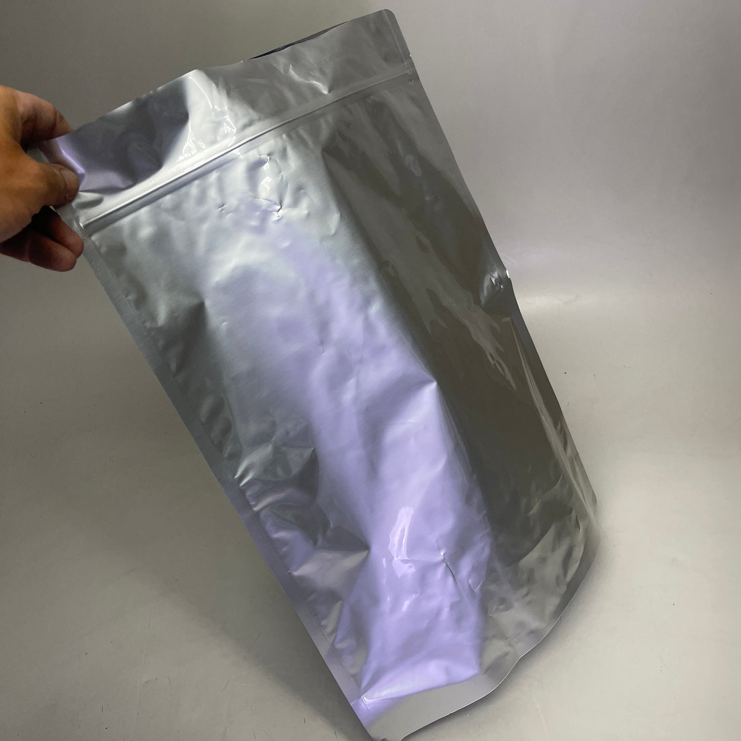 ZA@ 20 PACK! (2 Sizes: 10 of Each) Silver Foil Food Sealing Bags w/ Moisture Packs Sz 20”Wx30”L & 13”Wx18”L B