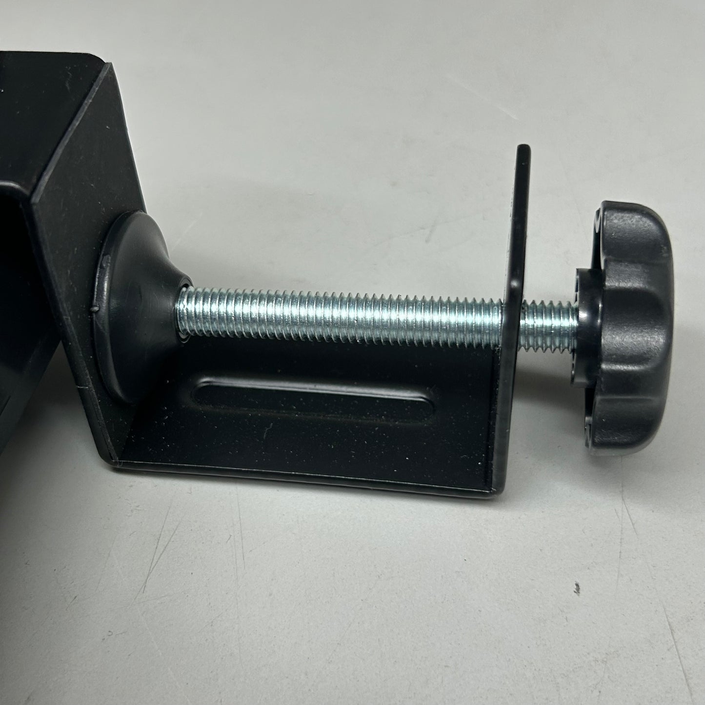 ZA@ MOD POWER & LIGHTING SOLUTIONS Desk/Bench Power Outlet Clamp W/ 2 USB Outlets 10'  Black TV2802-F-C-BK-A