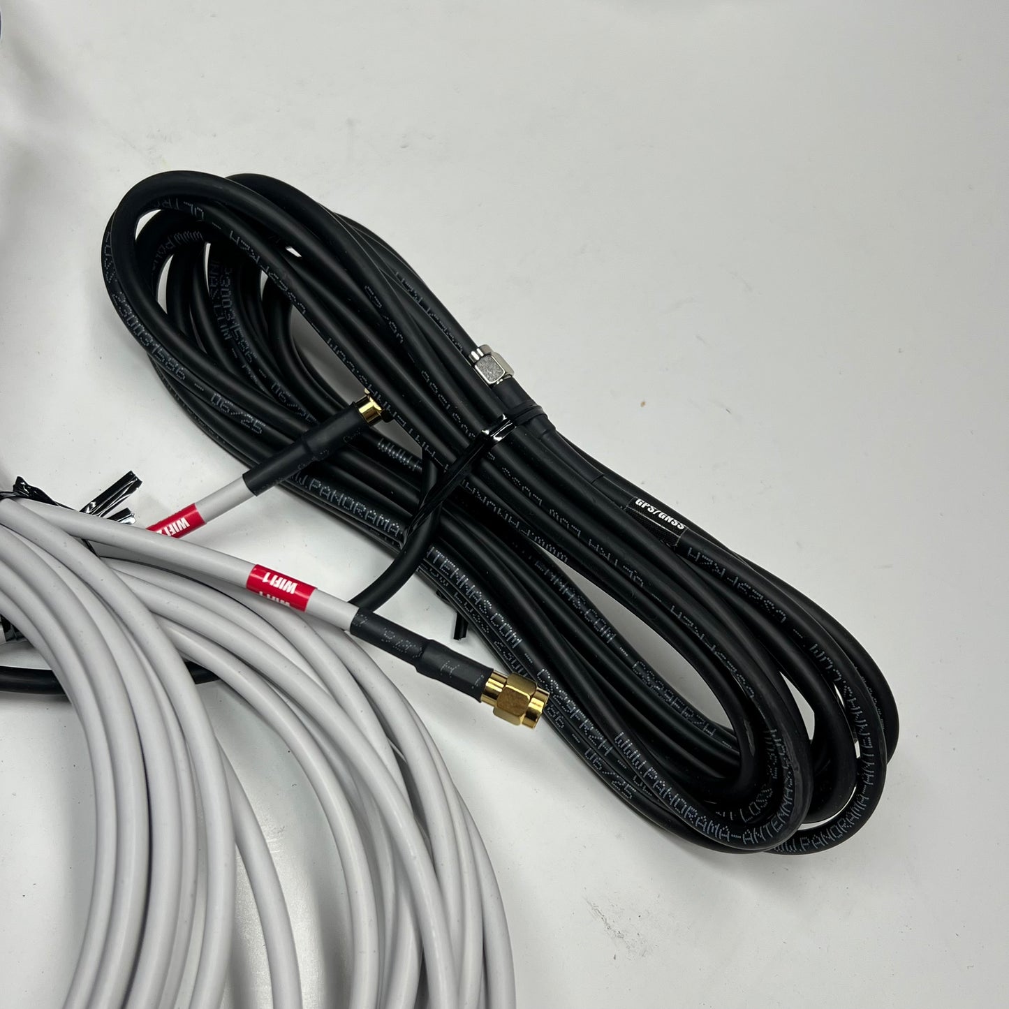 PANORAMA ANTENNAS Sharkfin Antenna Gps[x]d4/find4 Series GPS[X] D4[X]-6-60