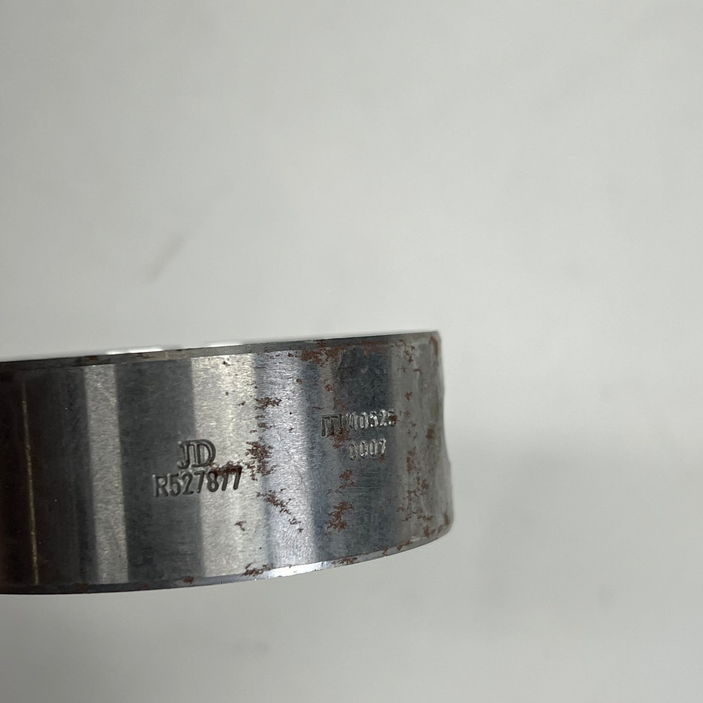 JOHN DEERE Genuine OEM Split Bushing W/ Hole Maintain Alignment  R527877