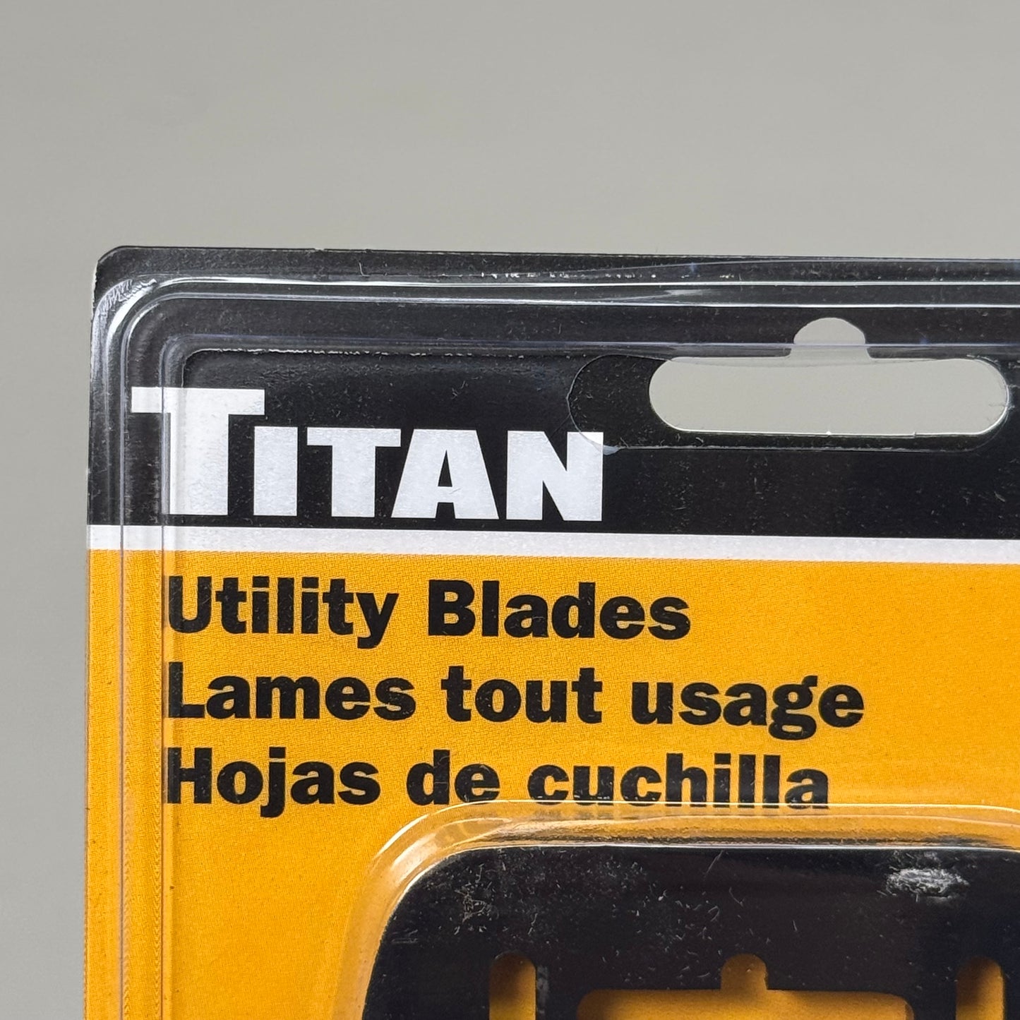 ZA@ TITAN (50 PACK) Utility Blades w/ Dispenser Heavy Duty Carbon Steel 85104