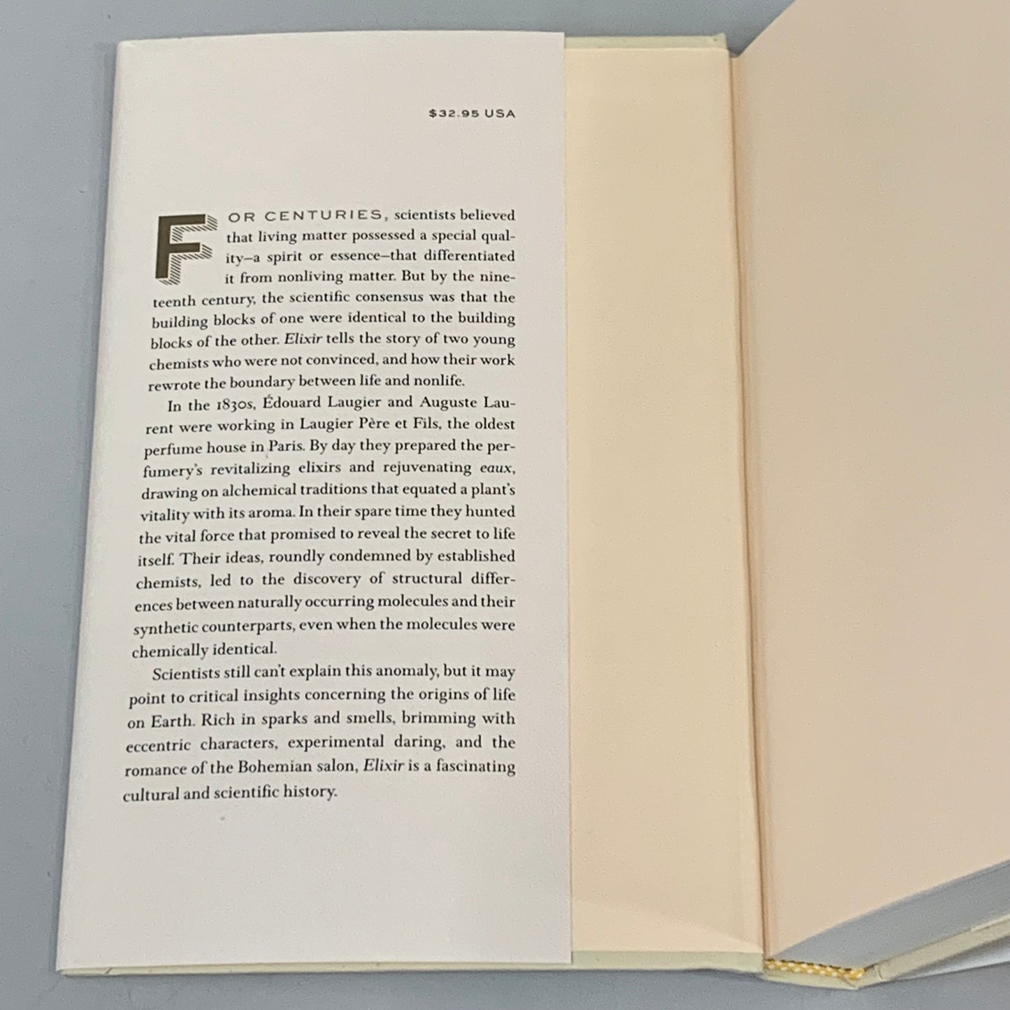 HARVARD Theresa Levitt Elixir A Parisian Perfume House 320 Pages