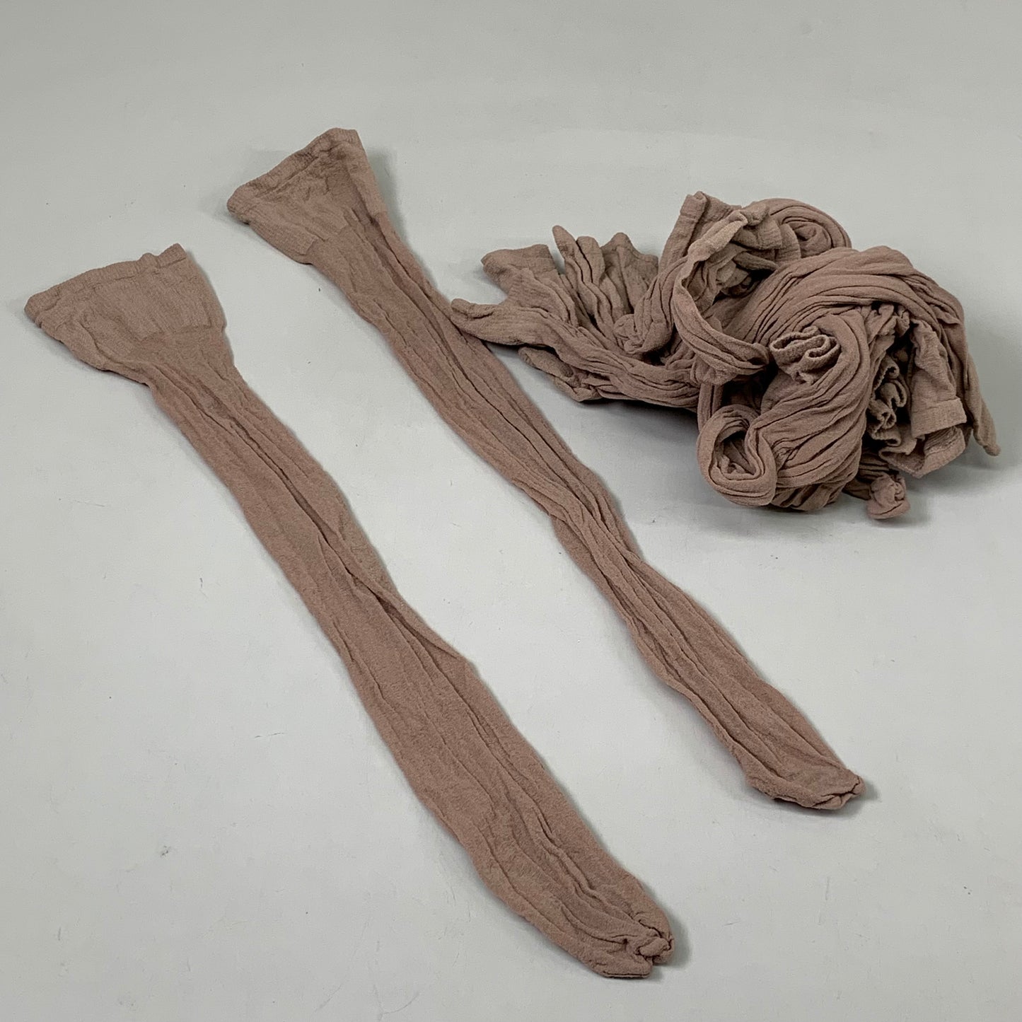 LEGGS Everyday One Size Nude Knee Highs (10 Pair)