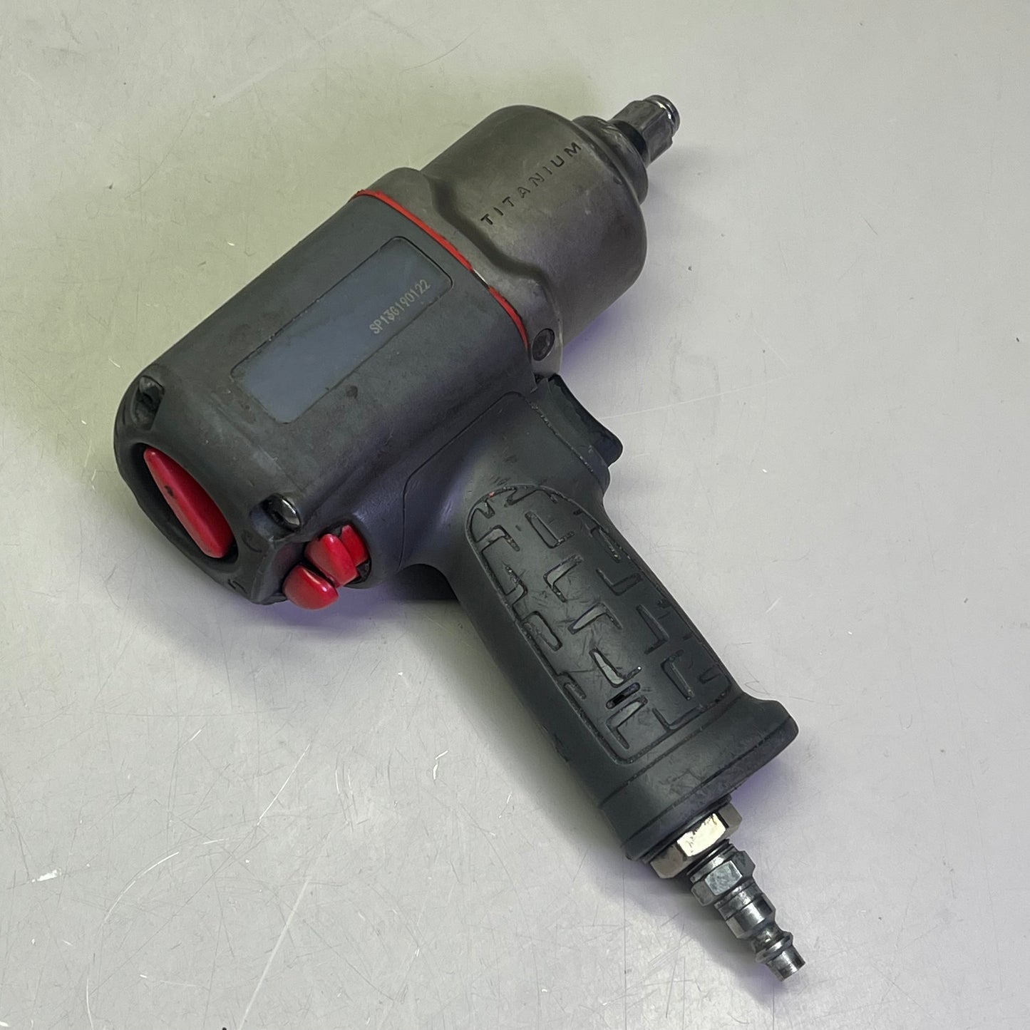 INGERSOLL RAND Pistol Grip Impact Wrench Twin Hammer 1/2" Square Drive  (Used)