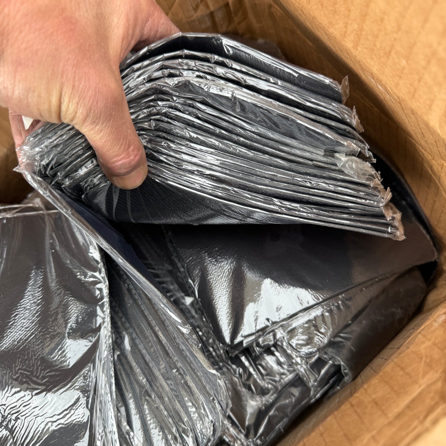 ZA@ Pallet of MIXED XL Vinyl Gloves, Mousepads, Ocean Creatures, $100 Currency Bands, Tampons, Pregnancy Tests, & MORE! (AS-IS)