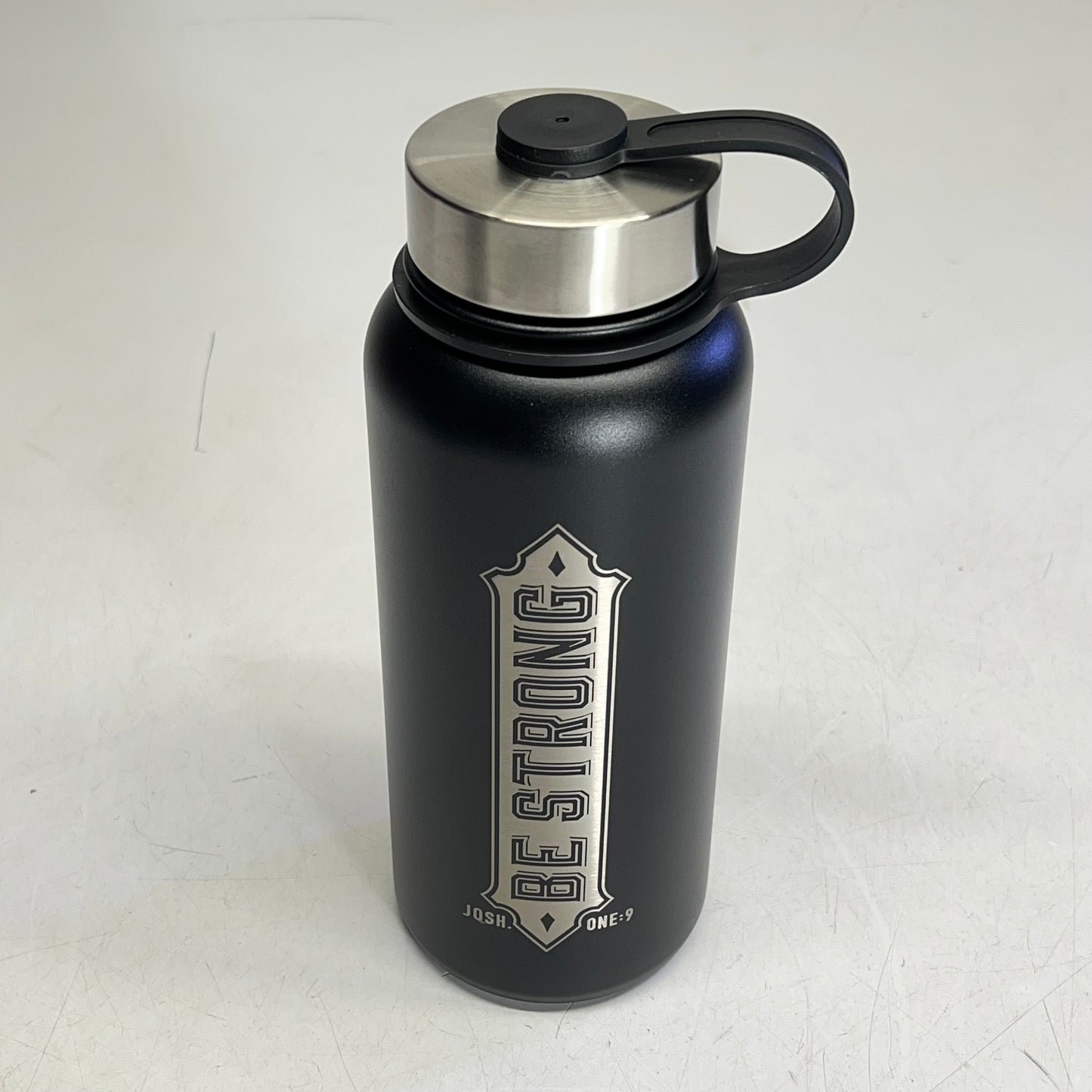 CHRISTIAN ART GIFTS Stainless Steel Josh One:9 Water Bottle 32 Fl Oz Black