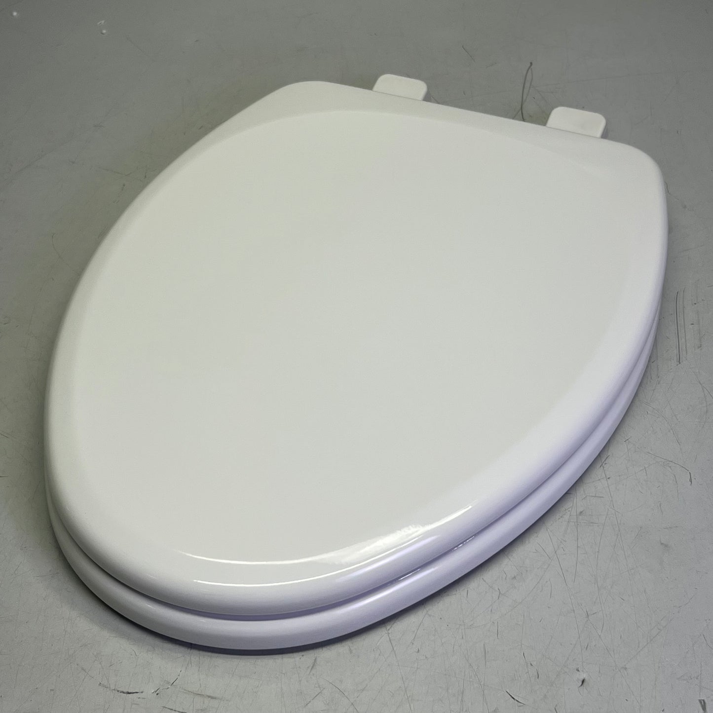 BEMIS Elongated Toilet Seat Sz 17"L x 13.5"W, 1843SLOW 000