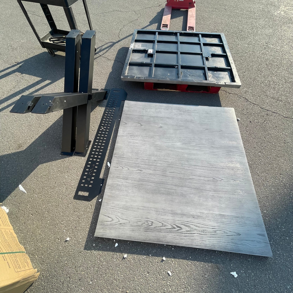 JOOLA Berkshire Ping Pong Table Tennis Grey (Good)