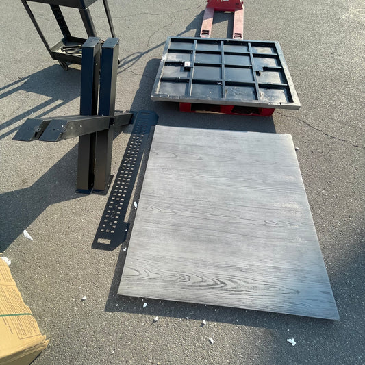 JOOLA Berkshire Ping Pong Table Tennis Grey (Good)
