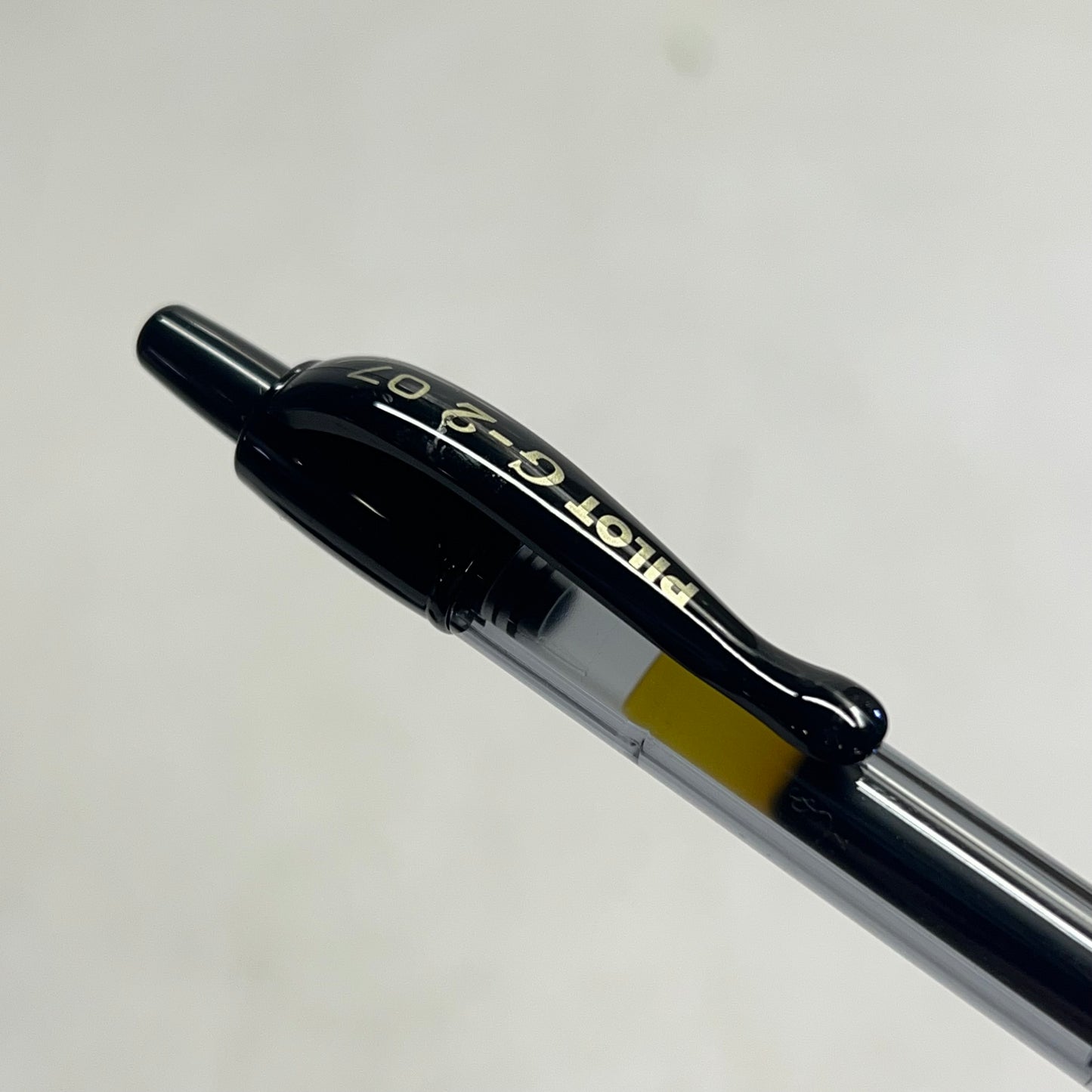 PILOT (36 PACK) Retractable Gel Pens Fine Point  0.7 mm Black 9698420