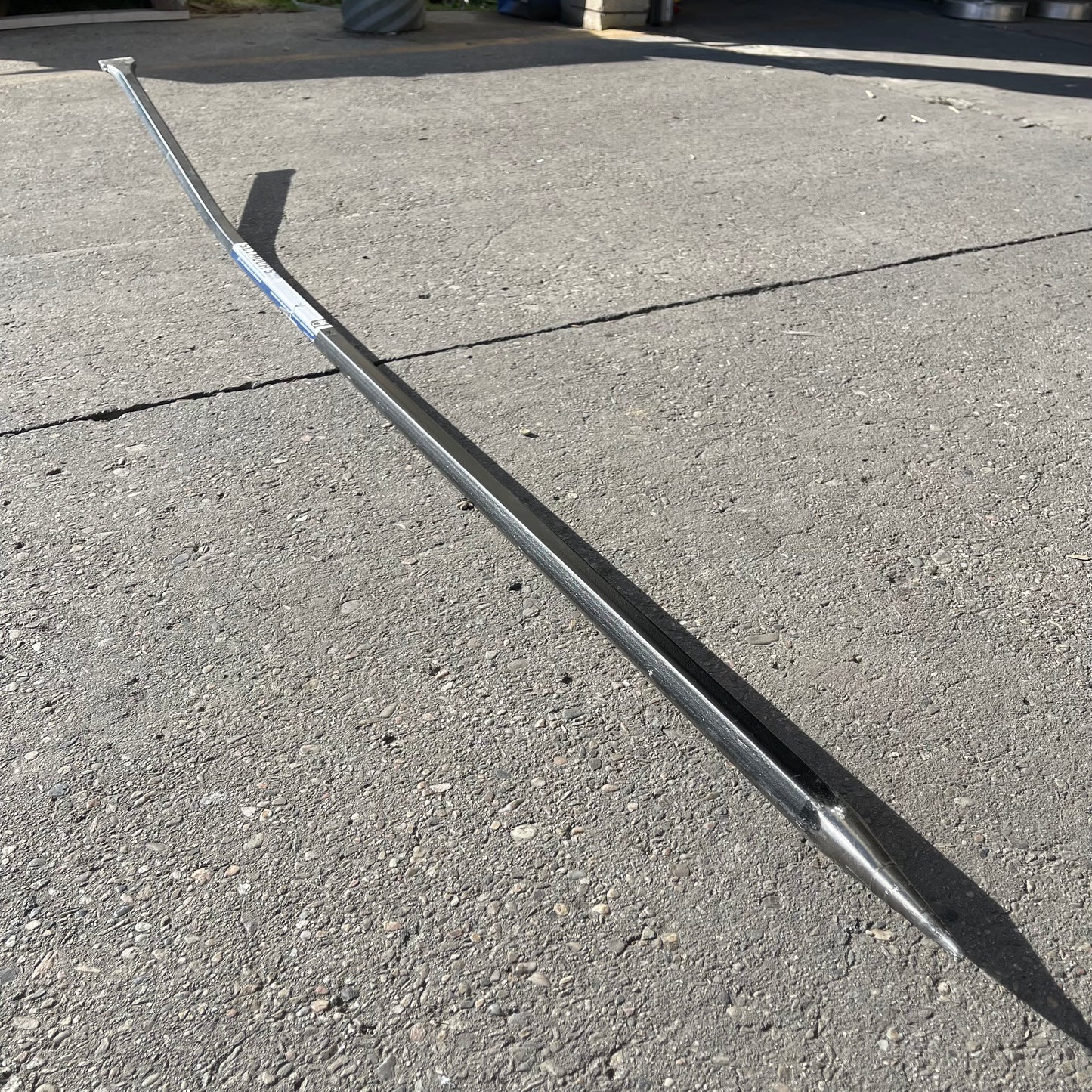 SEYMOUR S400 Jobsite San Angelo Bar 71”x2” Black 85367 (BENT)