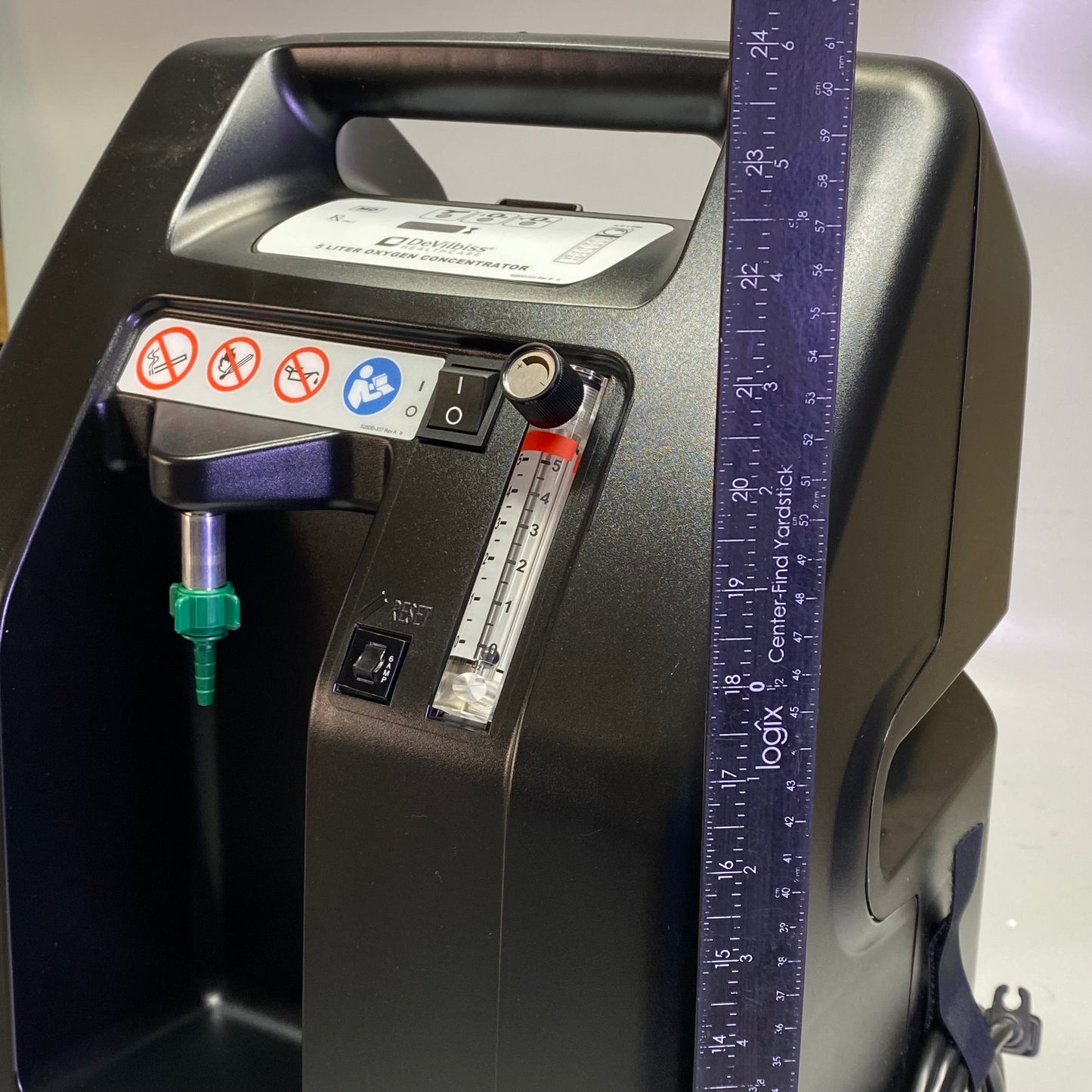 DEVILBISS HEALTHCARE 5 Liter Oxygen Concentrator 24.5" x 13.5" x 12" Black 525DS