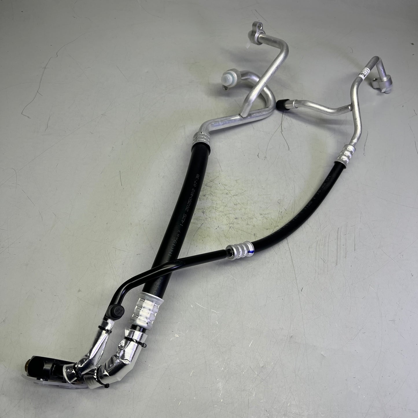 FOUR SEASONS  A/C Hose Assembly For Ford Excursion Model Vehicles 56069