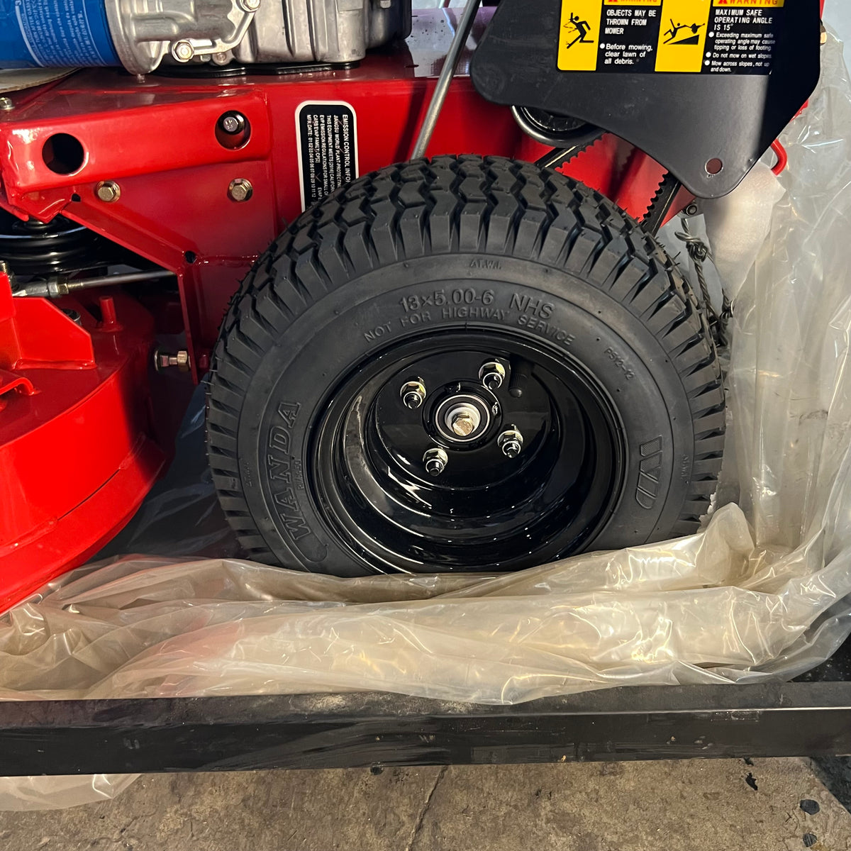 ENCORE 32" Commercial Walk Behind Mower 10.5 Hp Honda Engine - Red EW32X