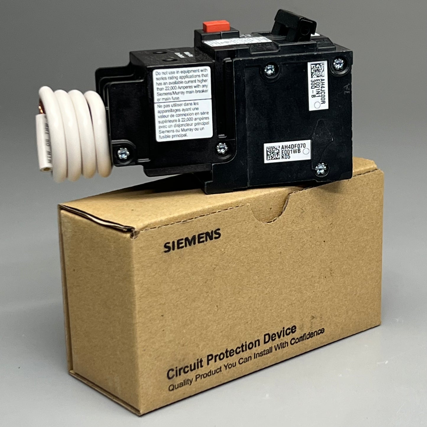 SIEMENS Circuit Breakers 30A Model: QE230