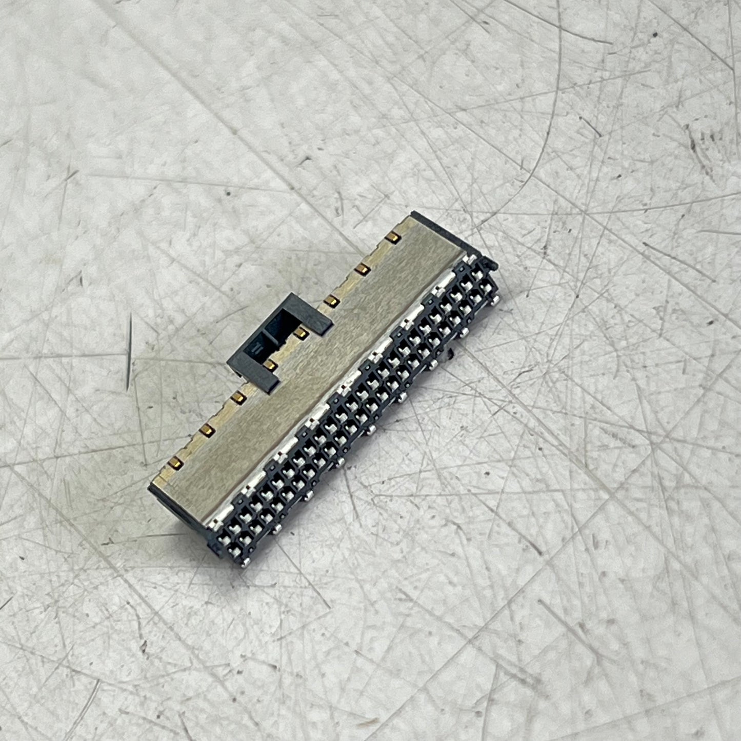 TE CONNECTIVITY (240 ROLL) Mezzanine Connector 1 Mm 2 Rows 50 Contacts 224514-E
