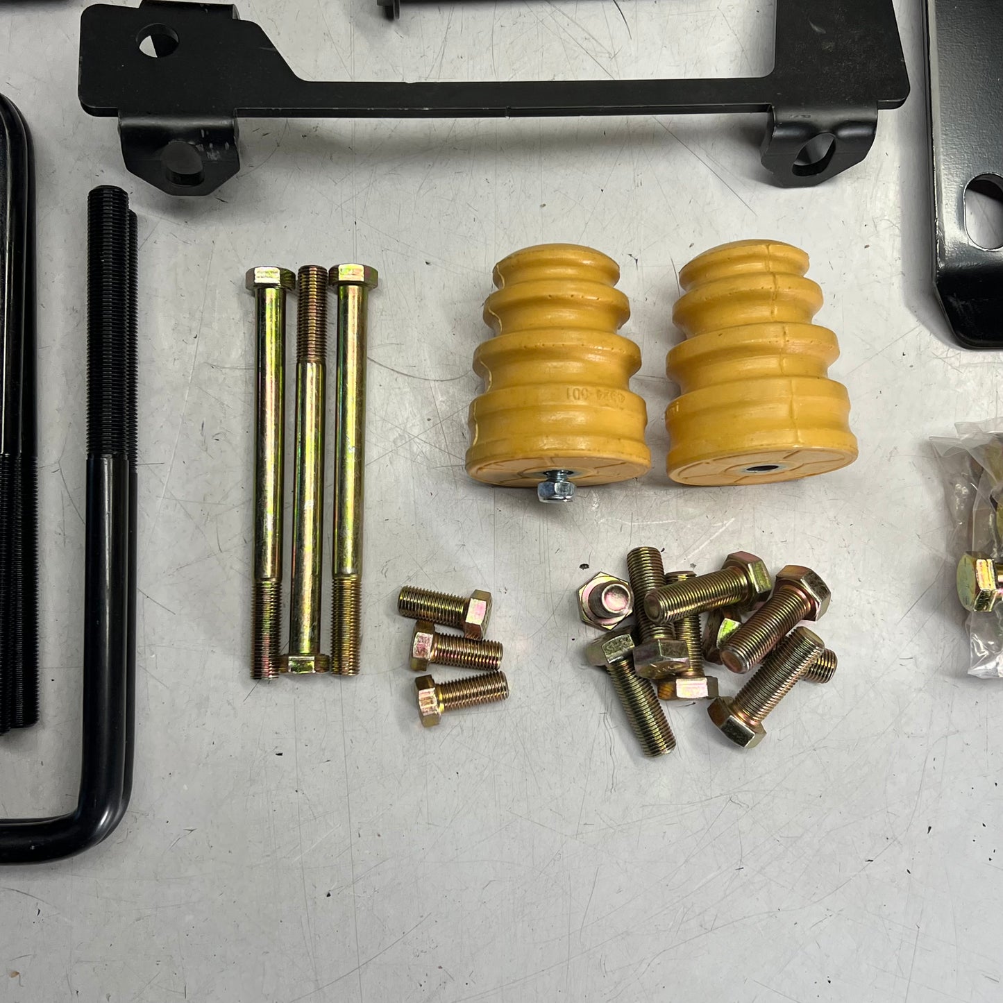 BELLTECH Flip Kit W/ C-notch 6-7" Drop For 2019-26 Silverado/sierra |6528