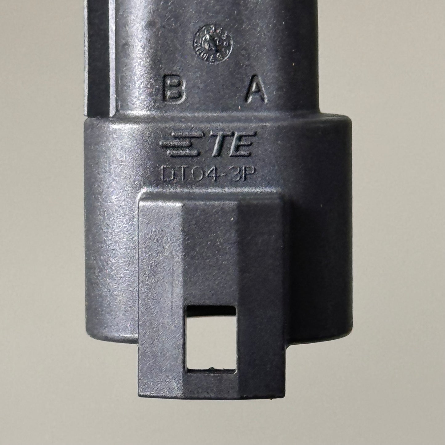 TE CONNECTIVITY (50 PACK) Deutsch 3-Way Plug Connector DT04-3P-EE01