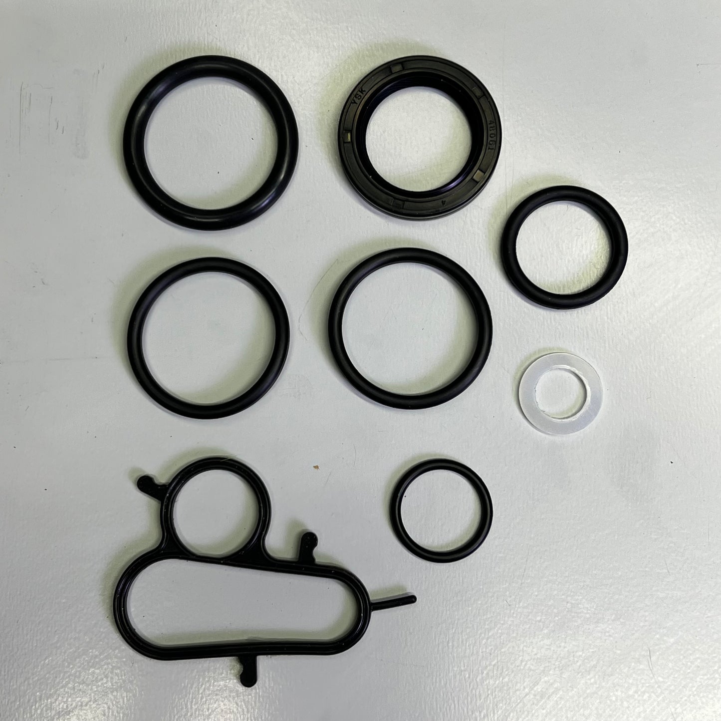 MAHLE Original Full Gasket Set For Chrysler & Dodge Made In USA 95-3572