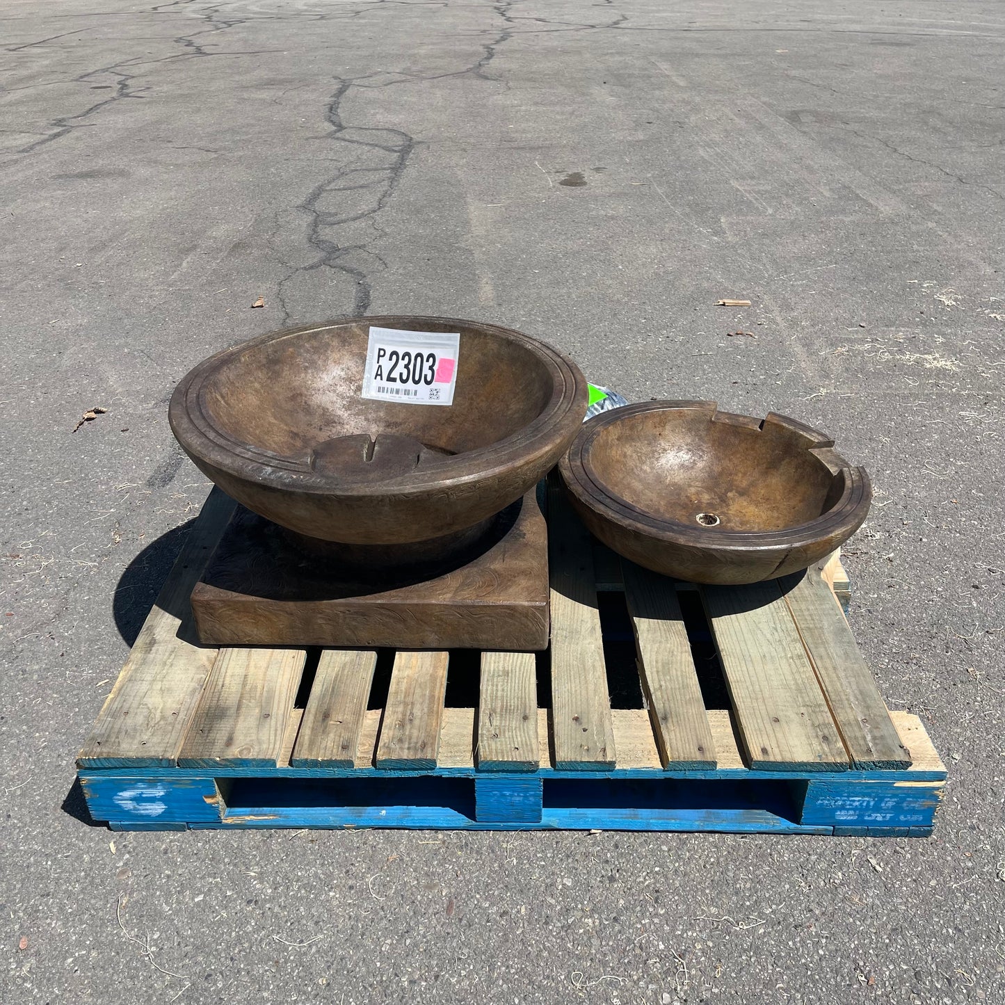 ZA@ Pallet of HENRI STONECASTERS Wave Fountain Stone Basin Parts (AS-IS)