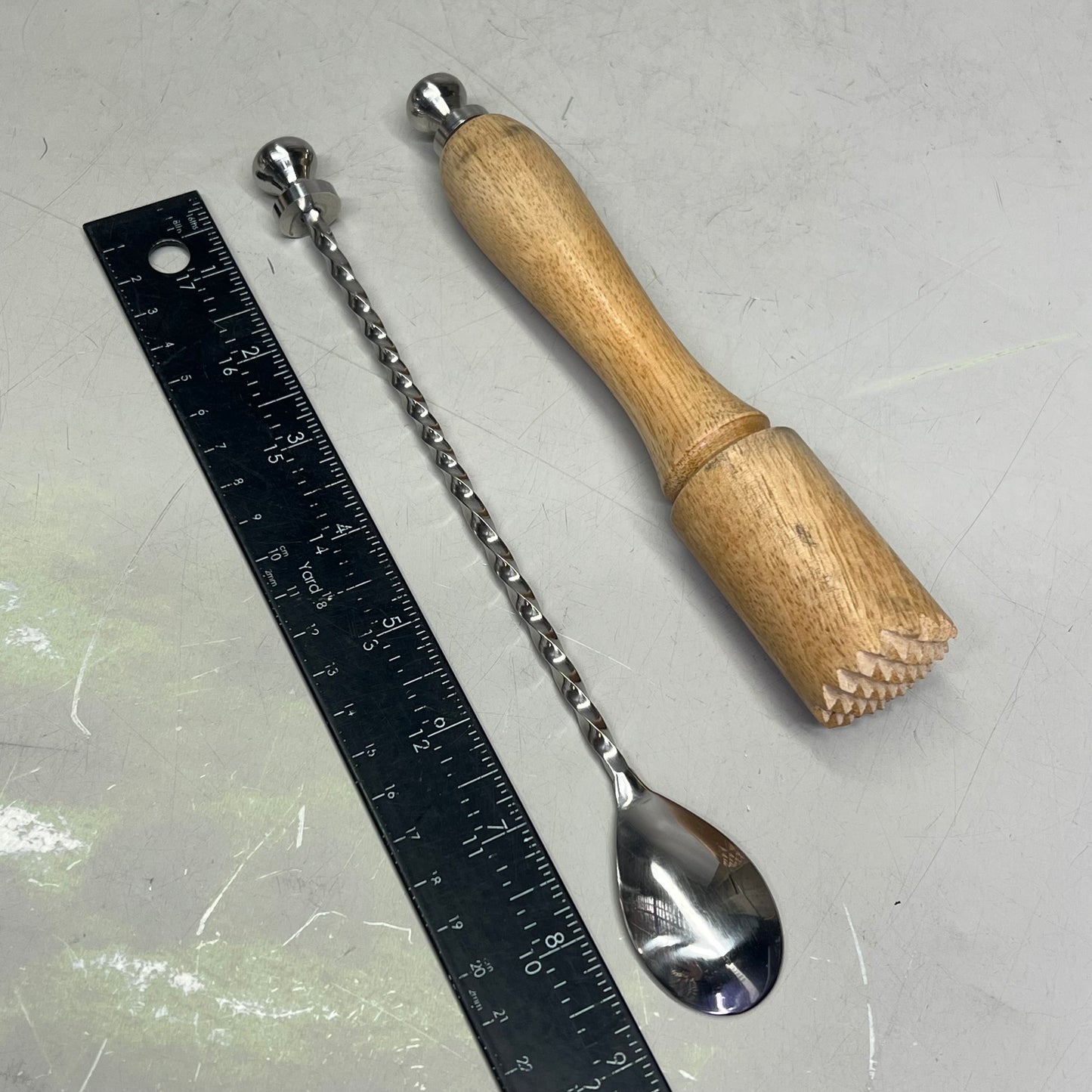 CREATIVE CO-OP Stainless Steel & Mango Wood Bar Tools w/ Stand Set of 5 DG0238