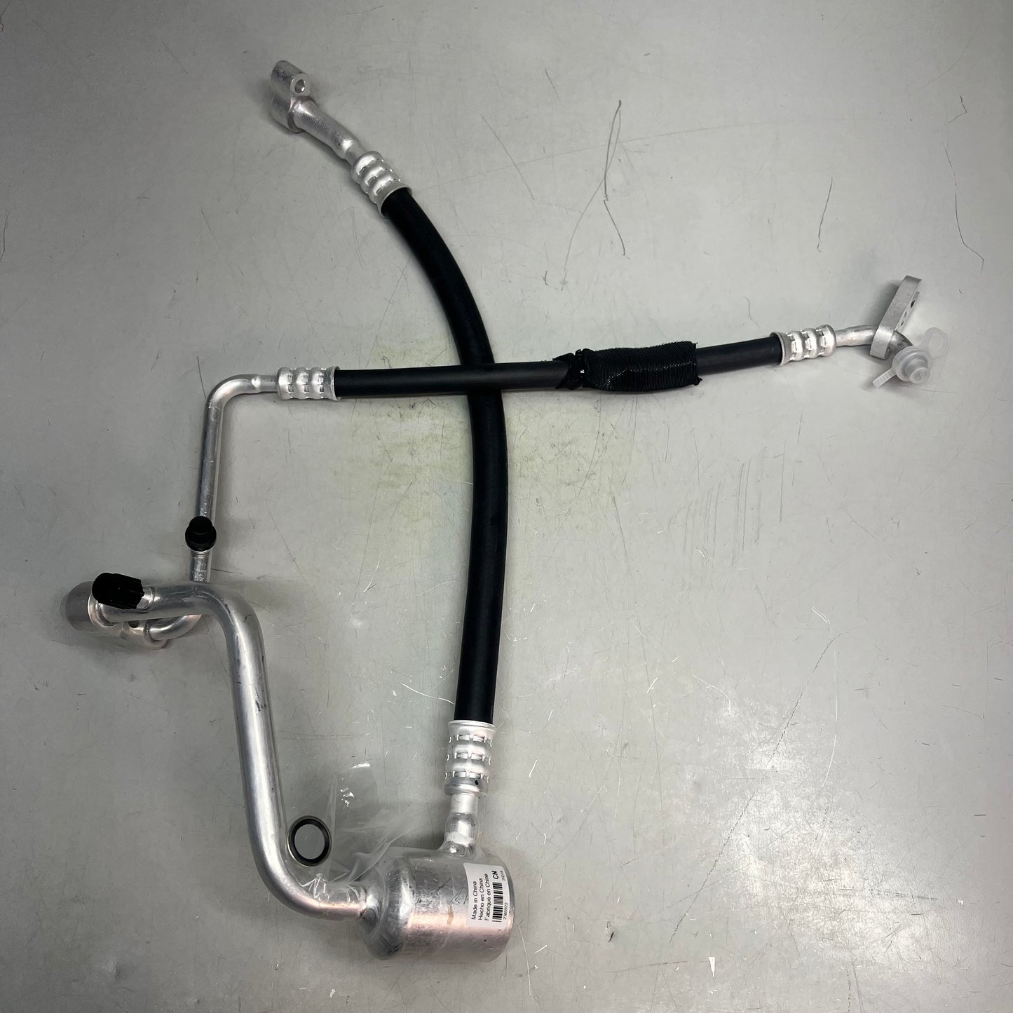 FOUR SEASONS A/C Hose Assembly For Buick, Chevrolet & GMC Vehicles Models 66051