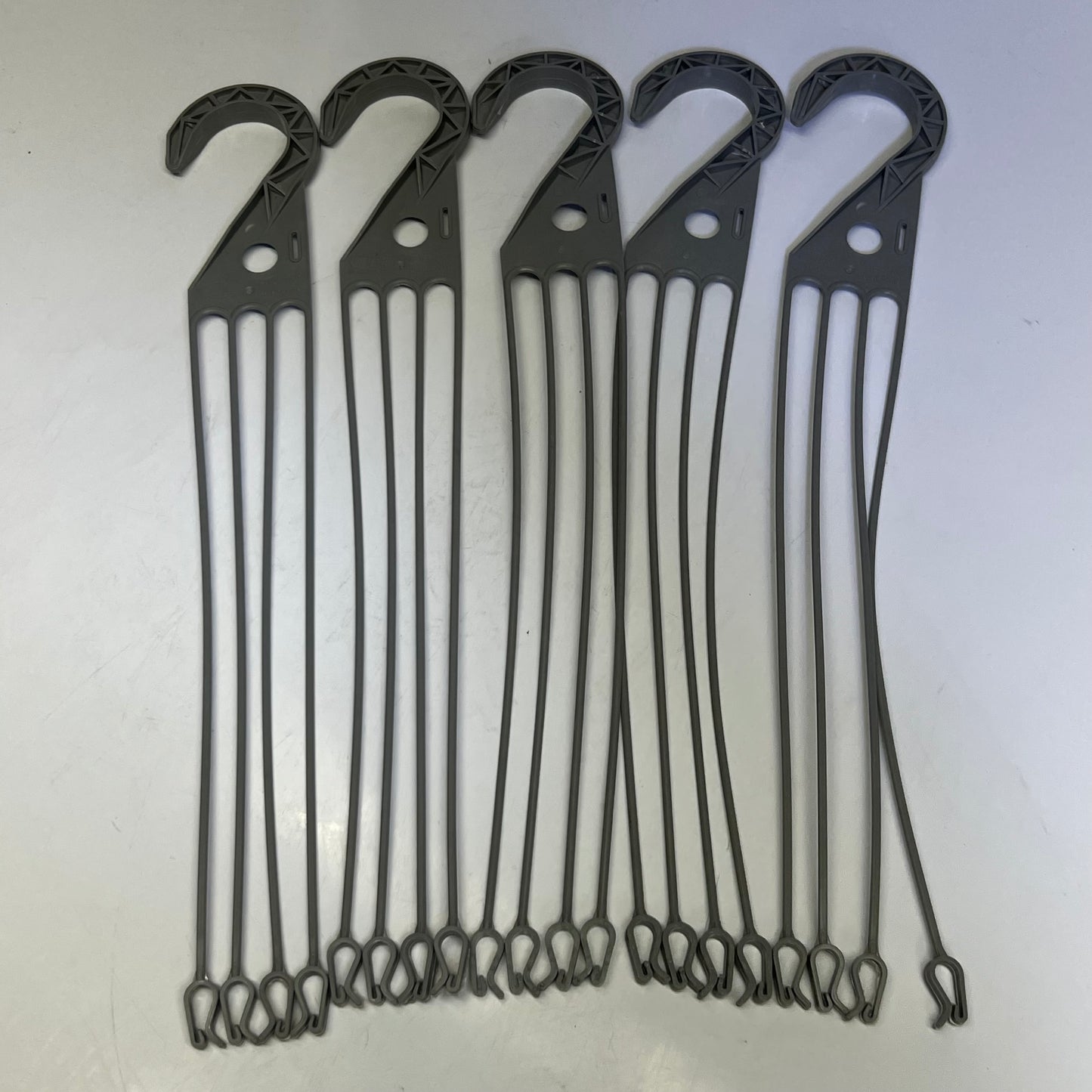 MIDMARK (5 PACK) Plastic Plant Hanging Basket Hooks