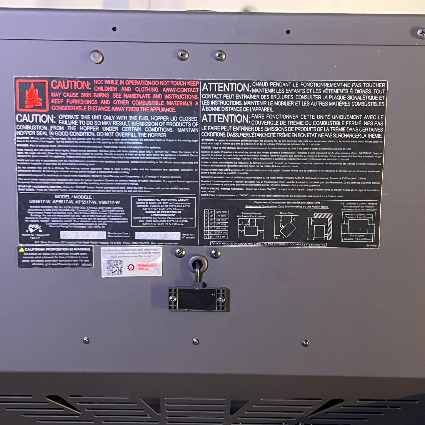 ZA@ Pallet of STOVE COMPANY 2200 sq. ft. Pedestal Pallet Stove 90 Lbs, Hopper Wi-fi US5517-W