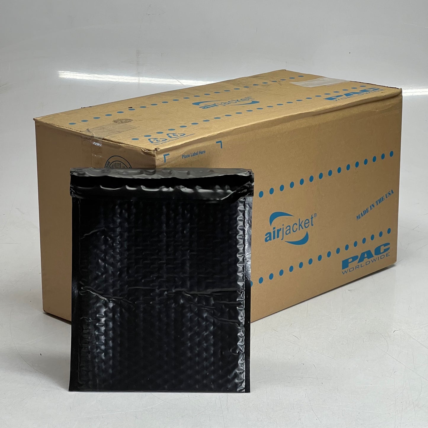 AIRJACKET (100 PACK) Poly Bubble Mailers Sz 8.5" x 11.25", Black MUSA31012