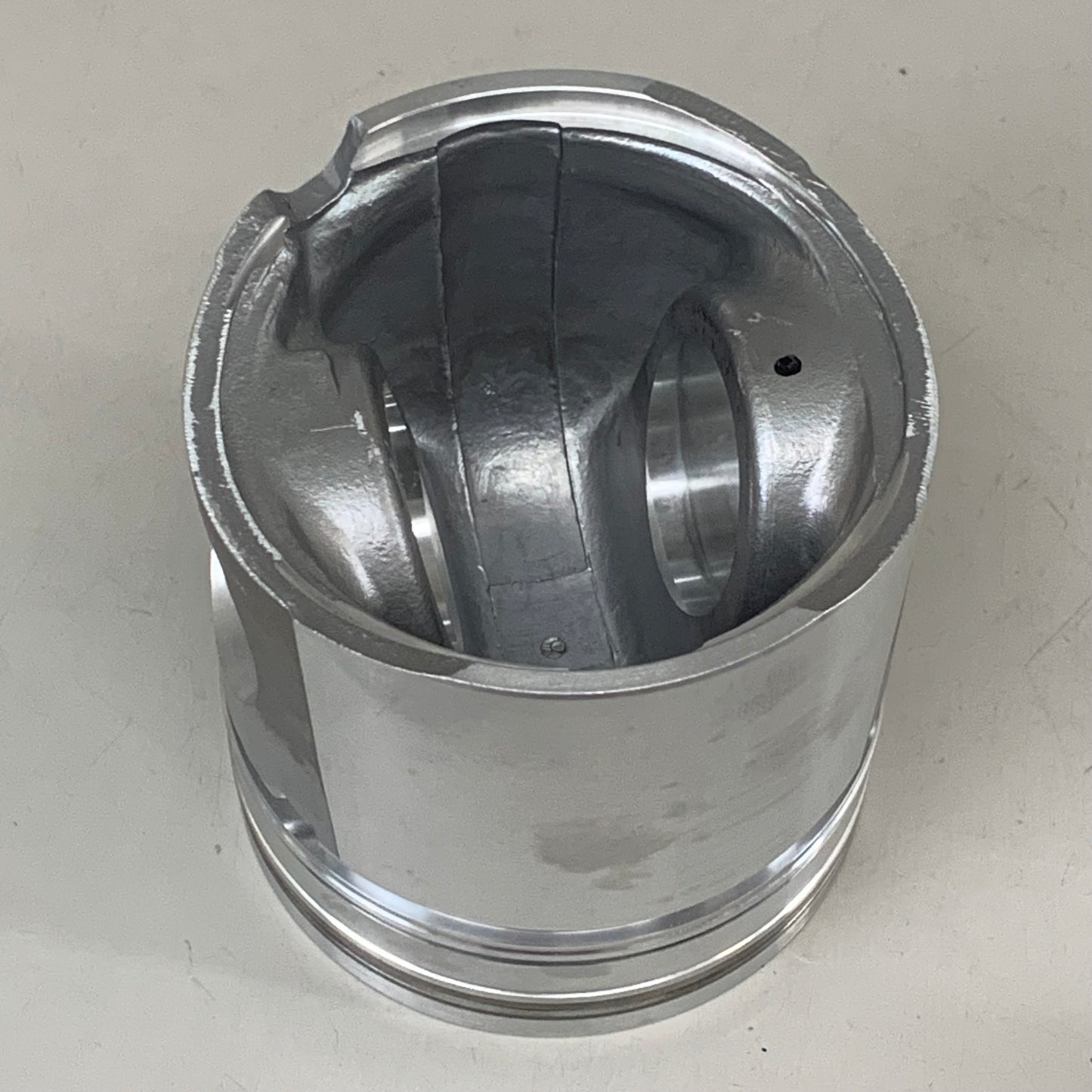 MAHLE () Clevite Piston For Dodge/ Cummins 5.9L 224-3674